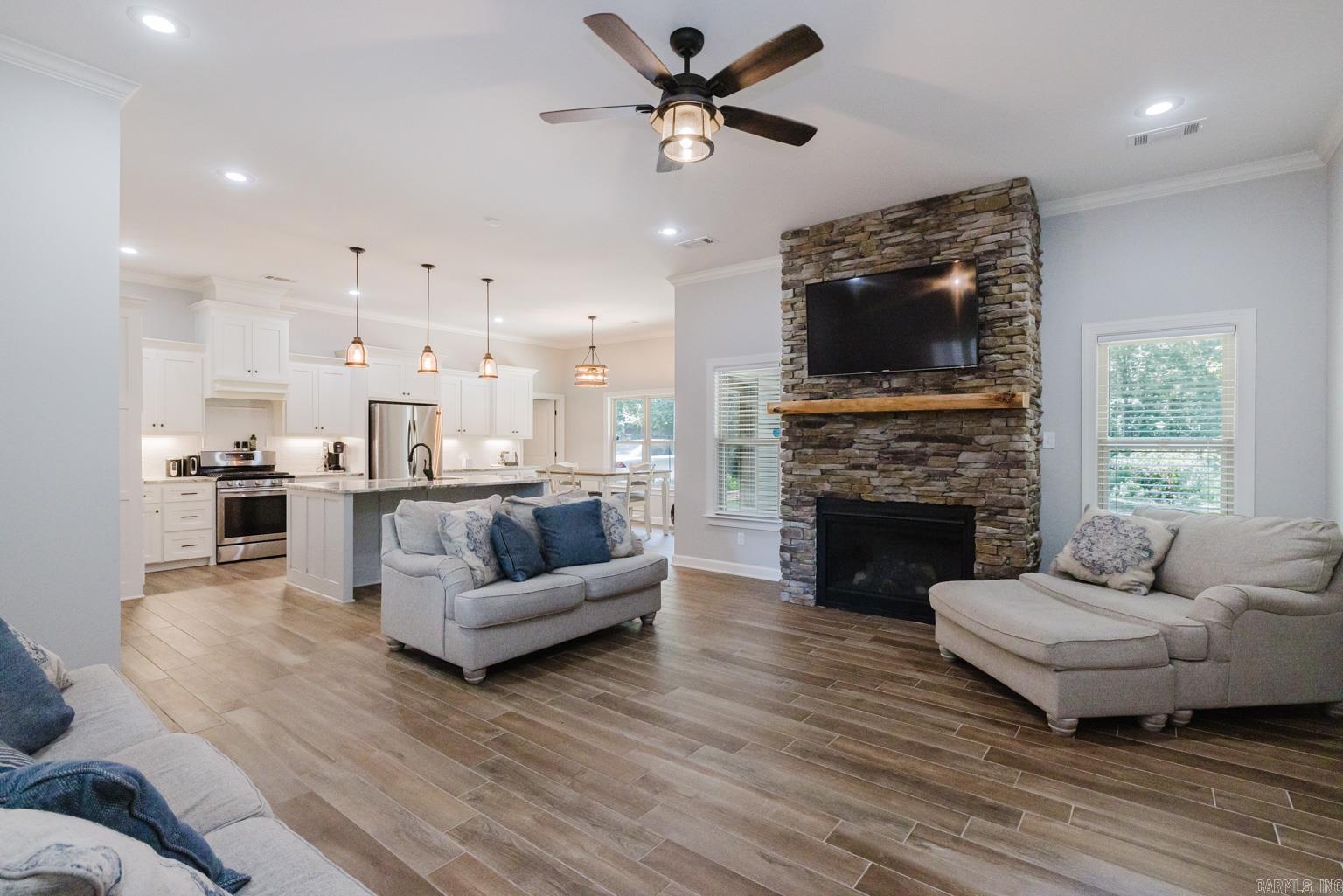 1017 Mobeth  Hensley, AR