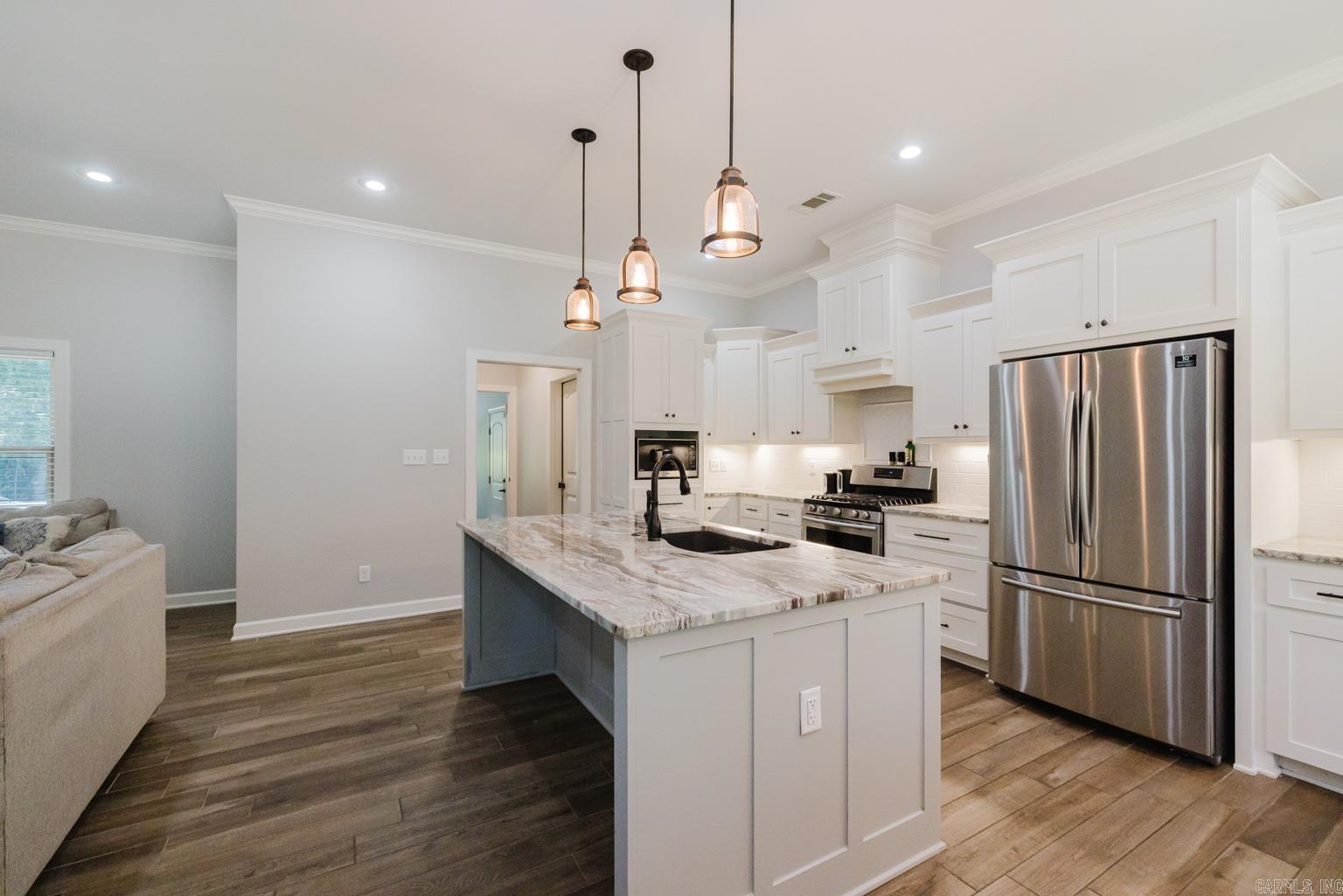 1017 Mobeth  Hensley, AR