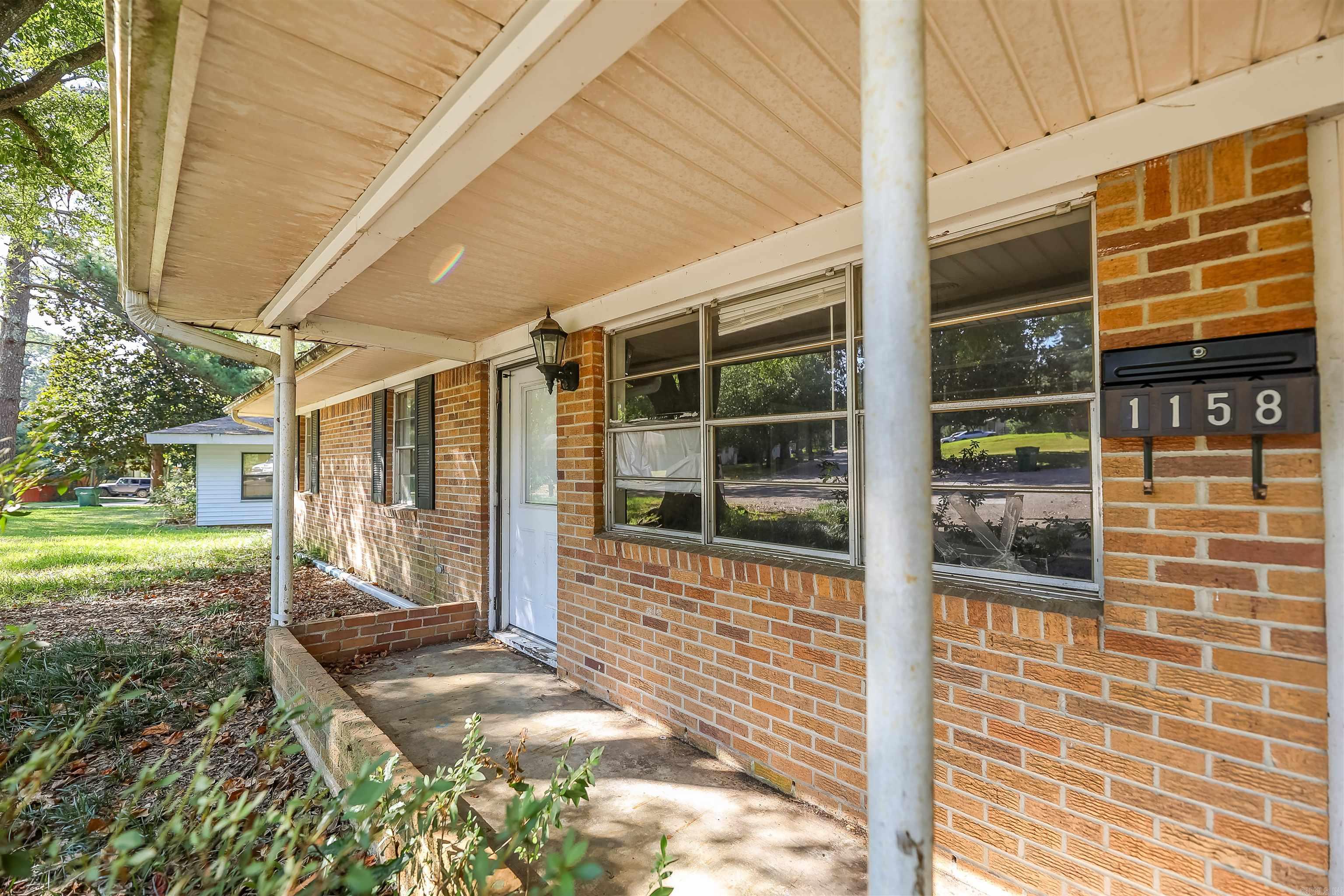 1158 N Magnolia Dr  El Dorado, AR