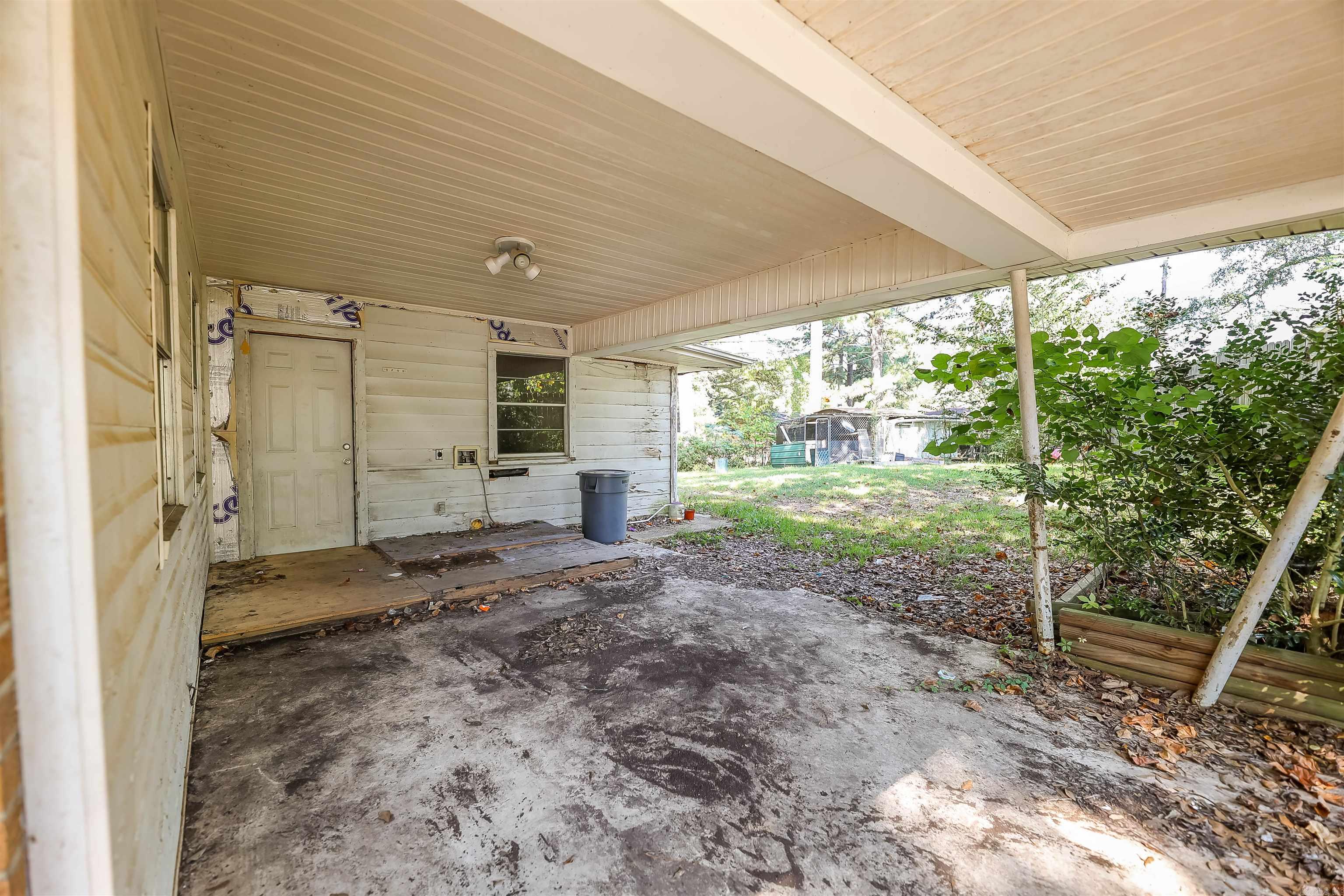1158 N Magnolia Dr  El Dorado, AR