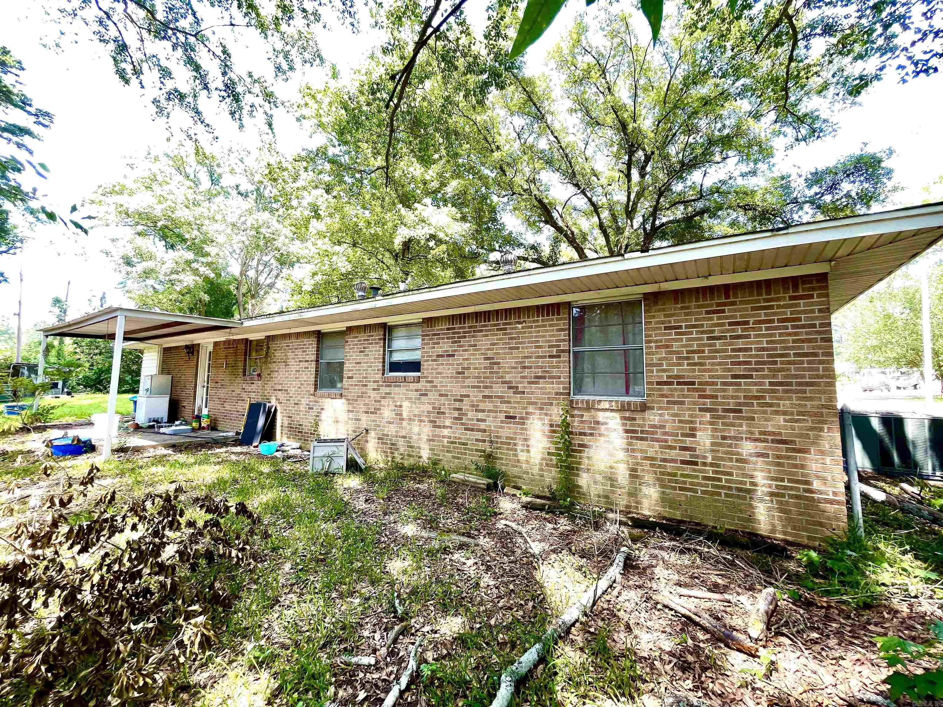 1158 N Magnolia Dr  El Dorado, AR