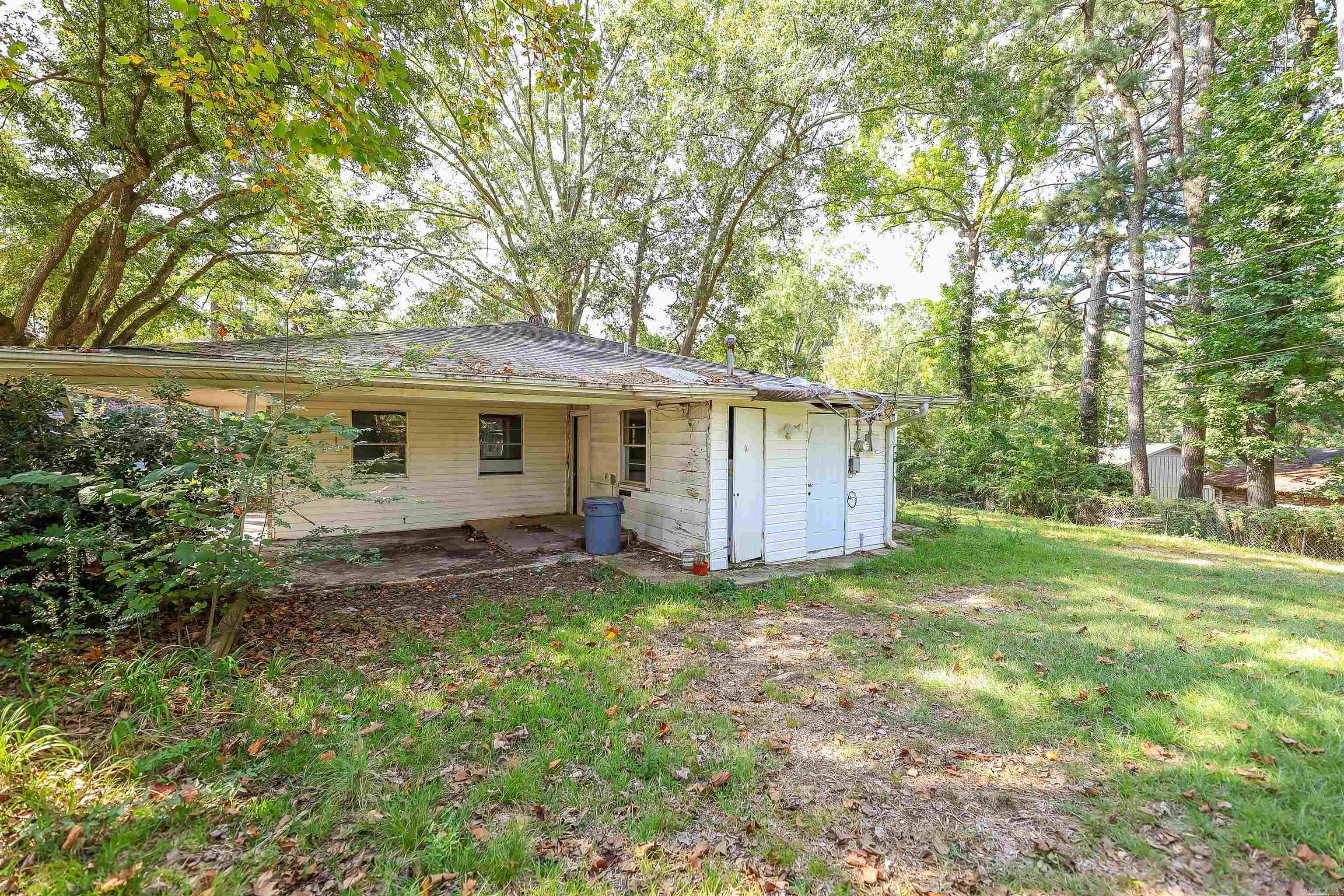 1158 N Magnolia Dr  El Dorado, AR