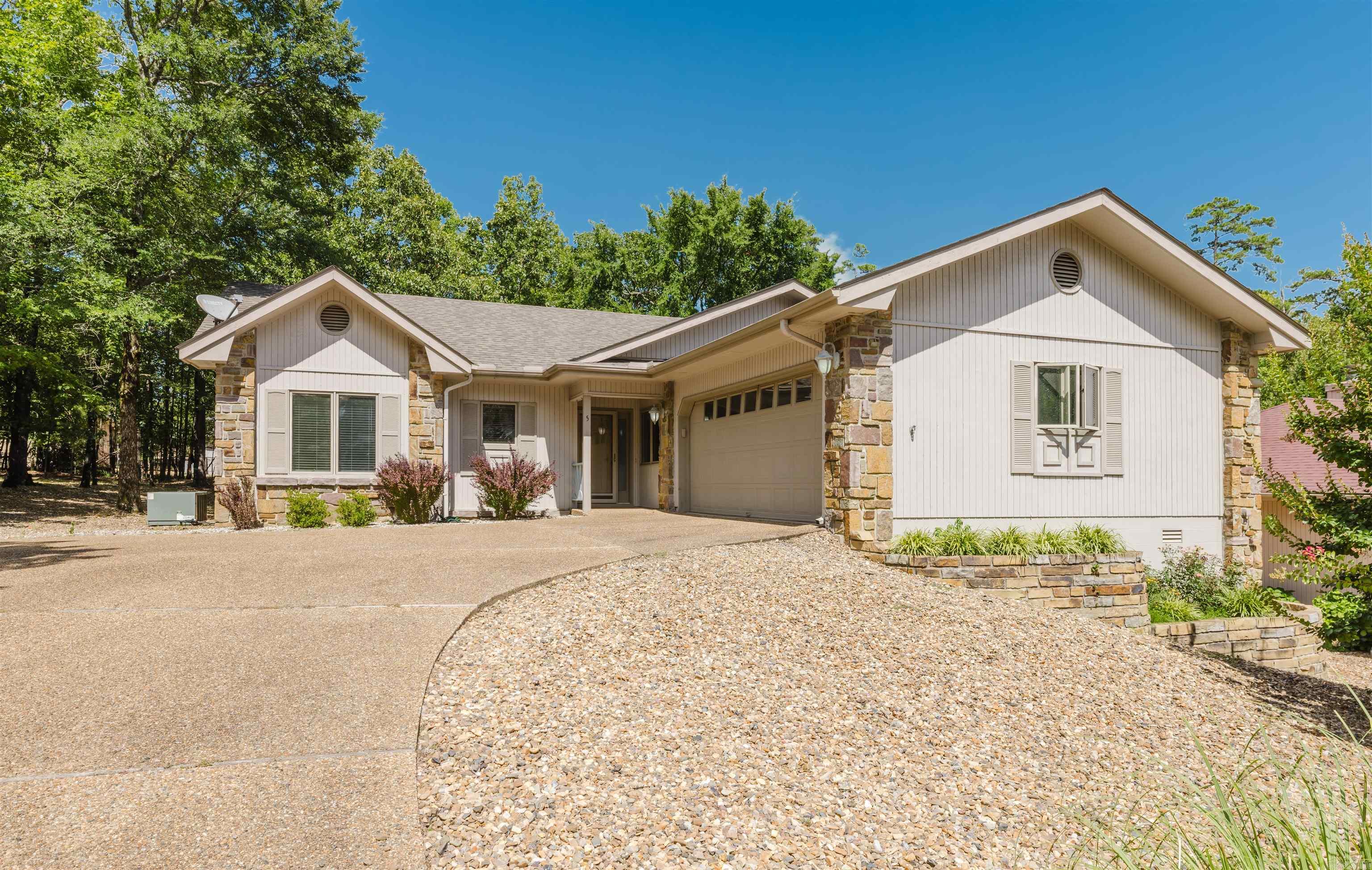 5 Playa Place  Hot Springs Village, AR