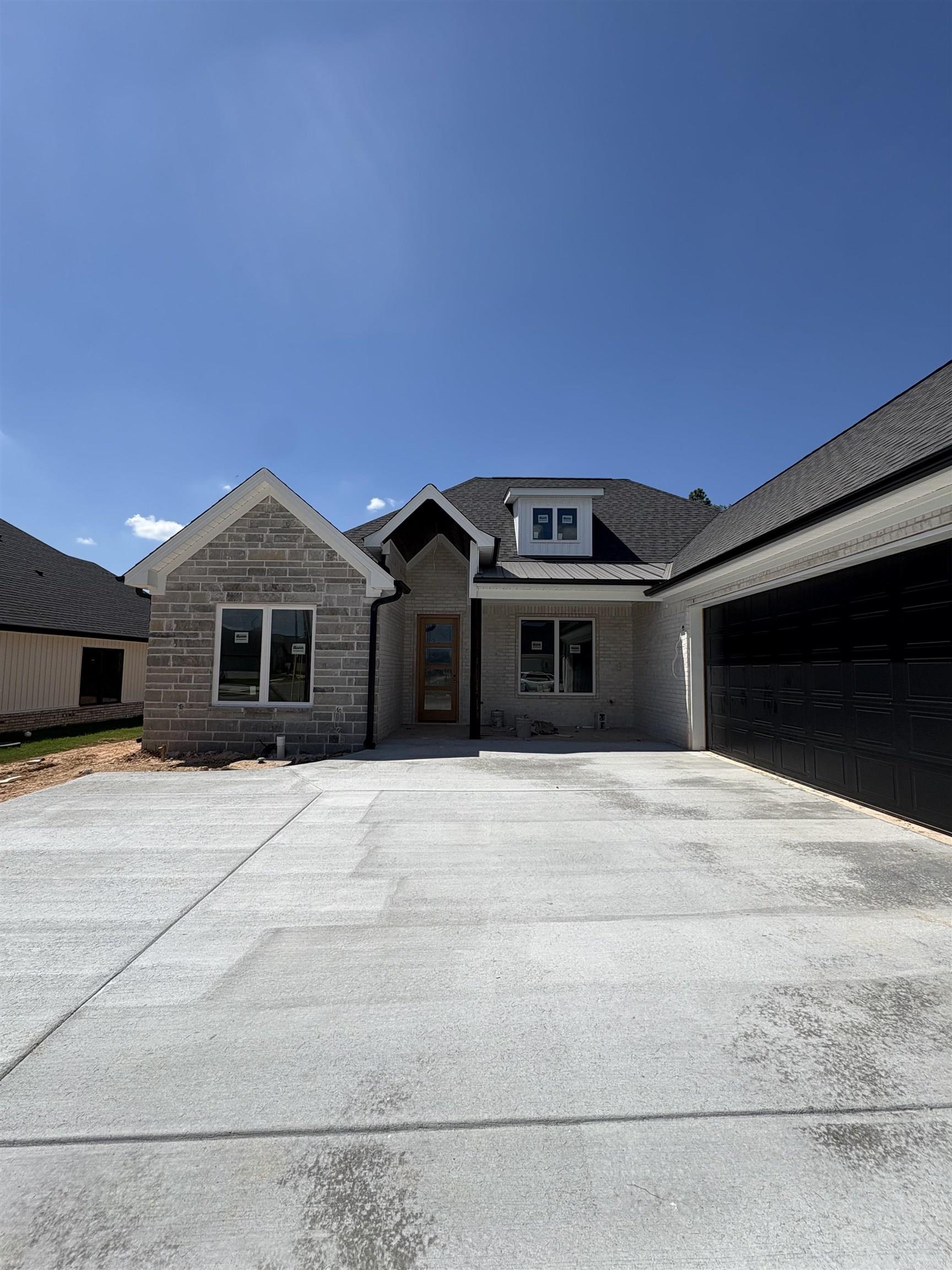 6217 Creekwater  Alexander, AR
