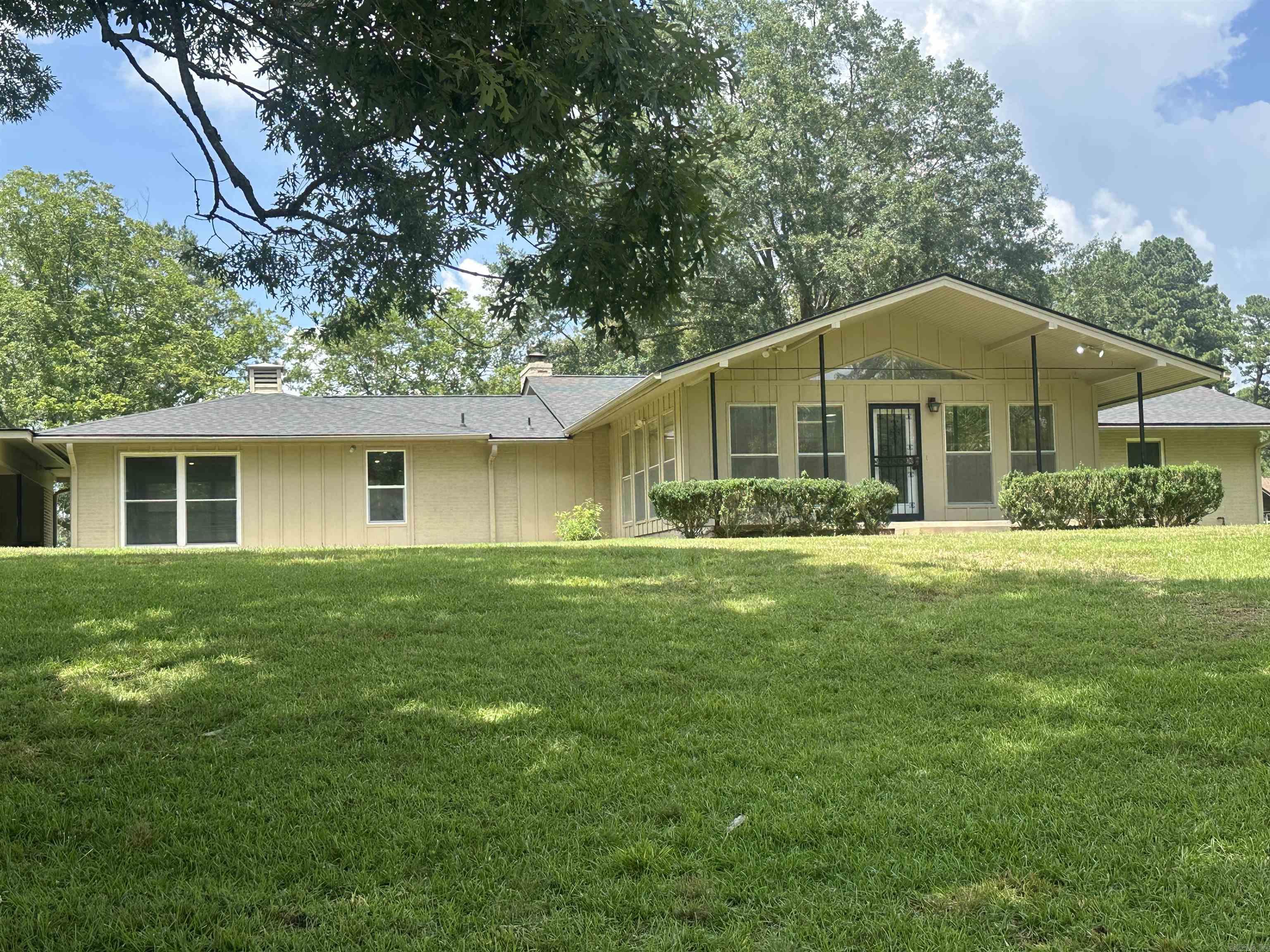 1617 Sulphur Springs  Malvern, AR