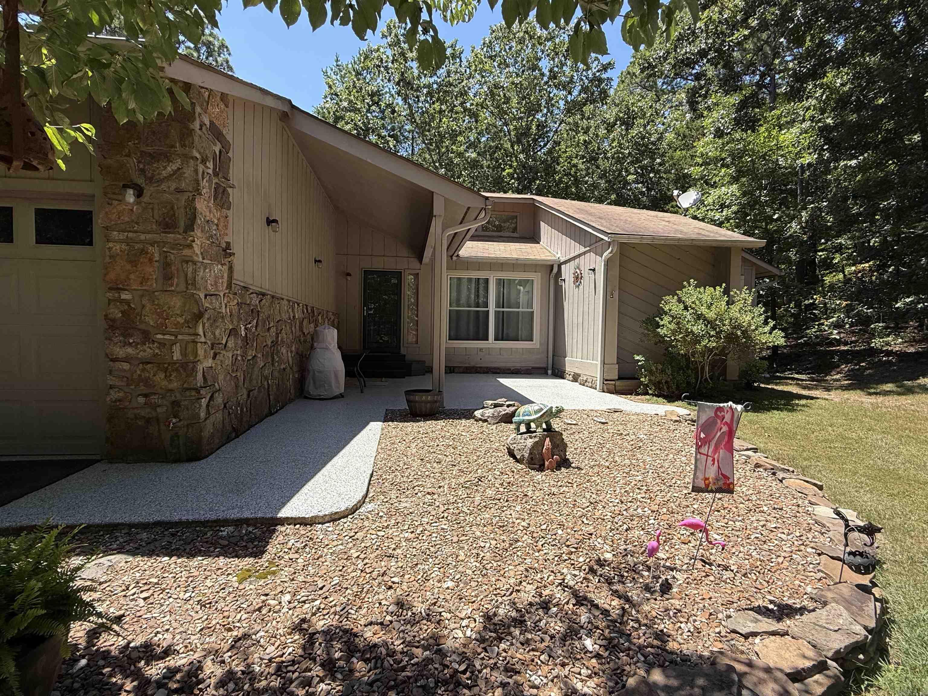 1285 Dave Creek Parkway  Fairfield Bay, AR
