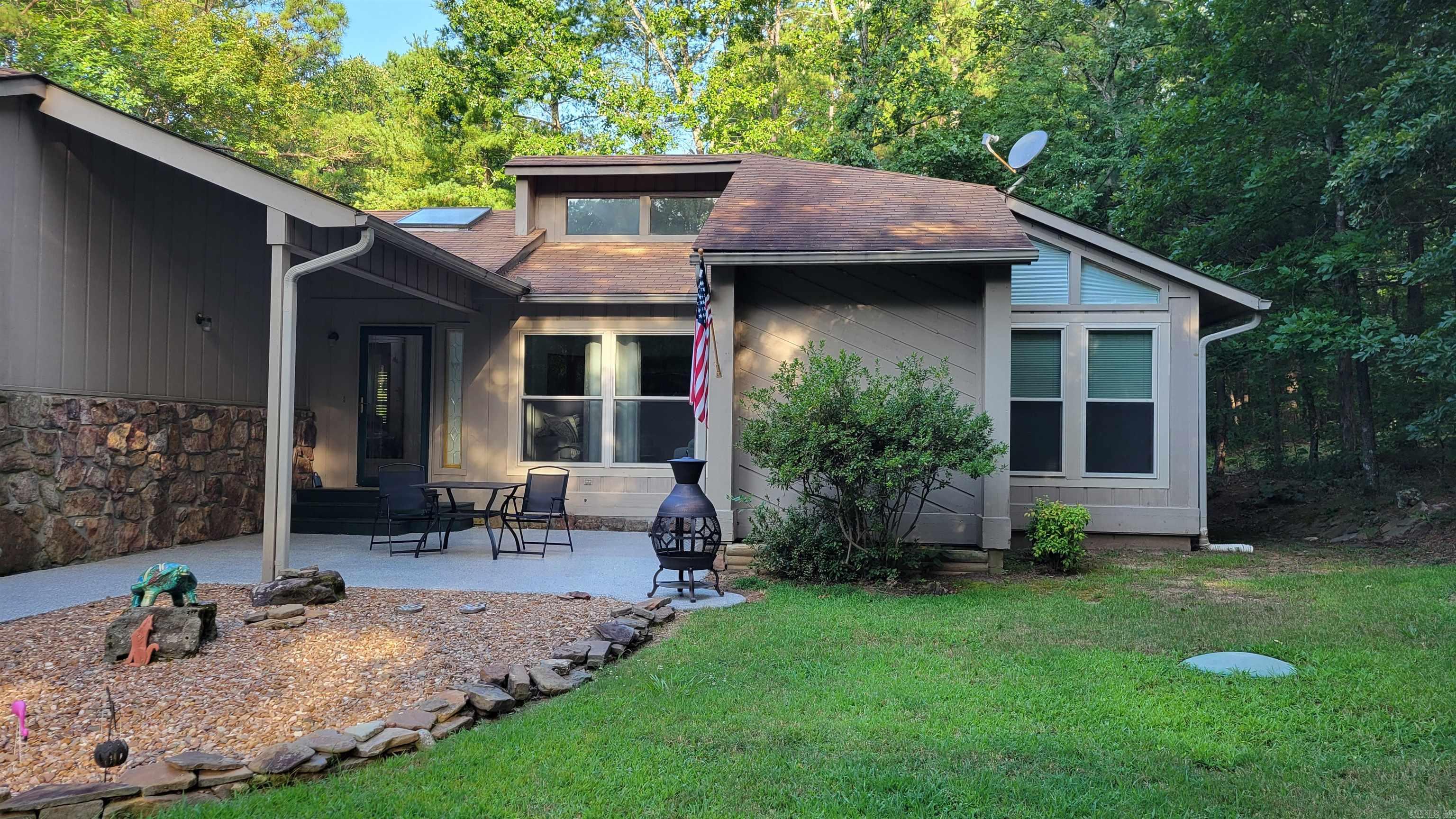 1285 Dave Creek Parkway  Fairfield Bay, AR