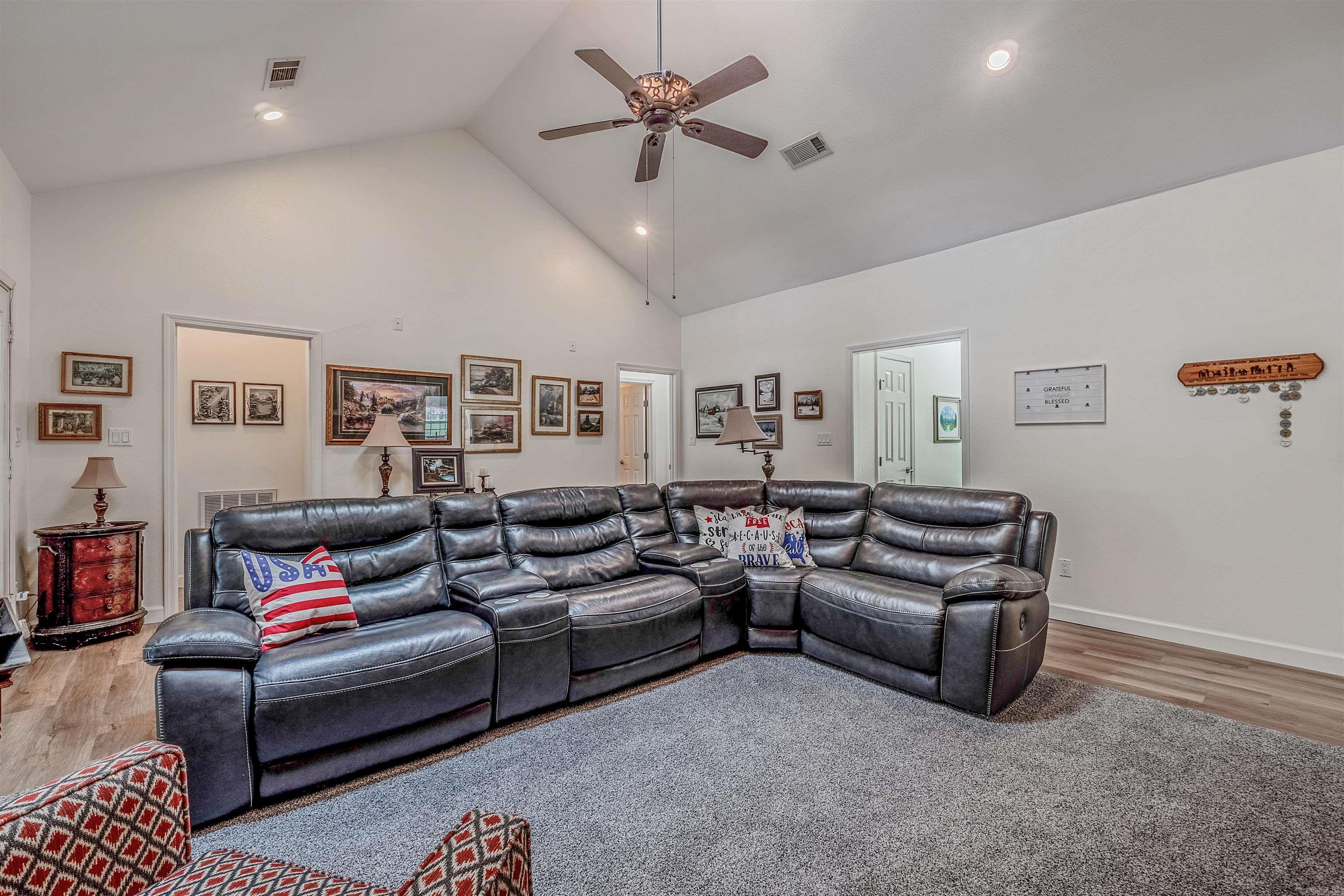 126 Bay Ridge  Hot Springs, AR
