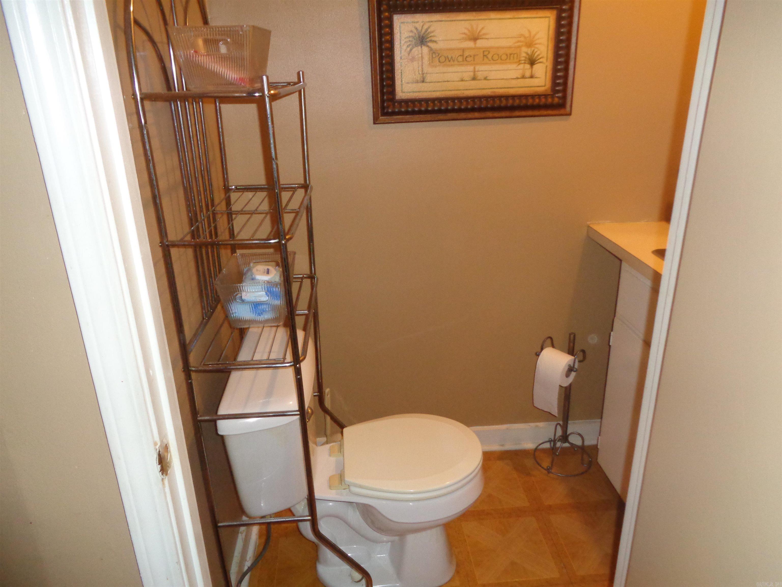 1712 Pinewood  Little Rock, AR