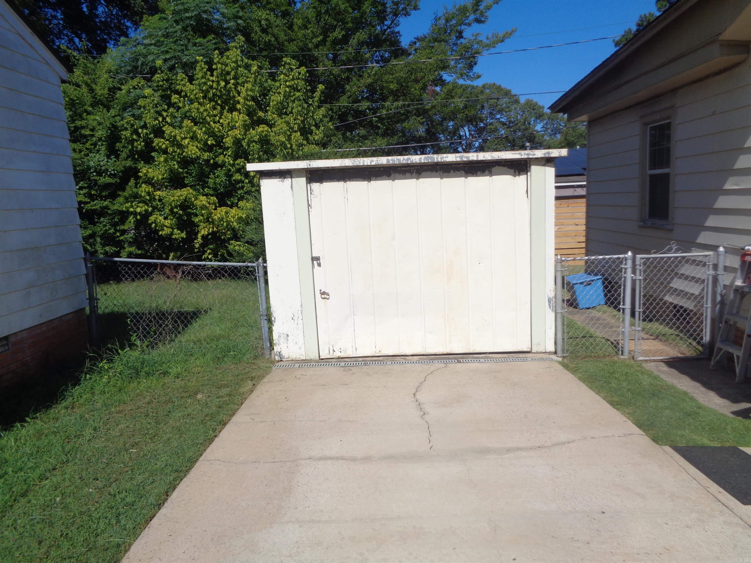 1712 Pinewood  Little Rock, AR