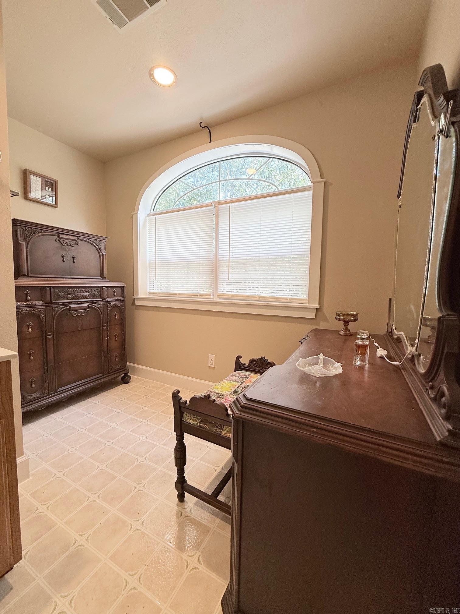 287 Country Charm  Mountain View, AR