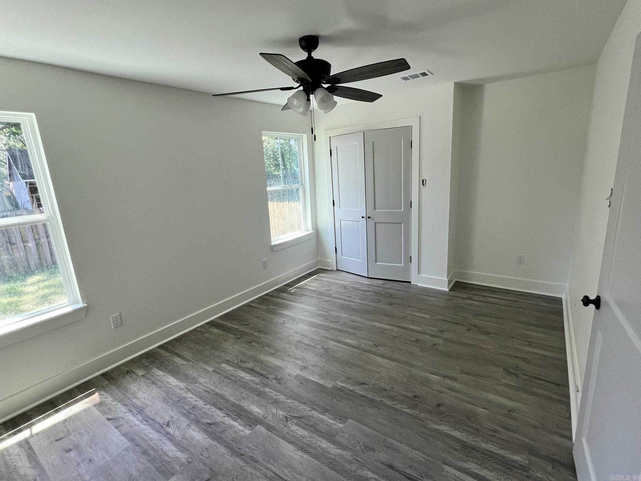 1221 & 1223 Clifton  Conway, AR
