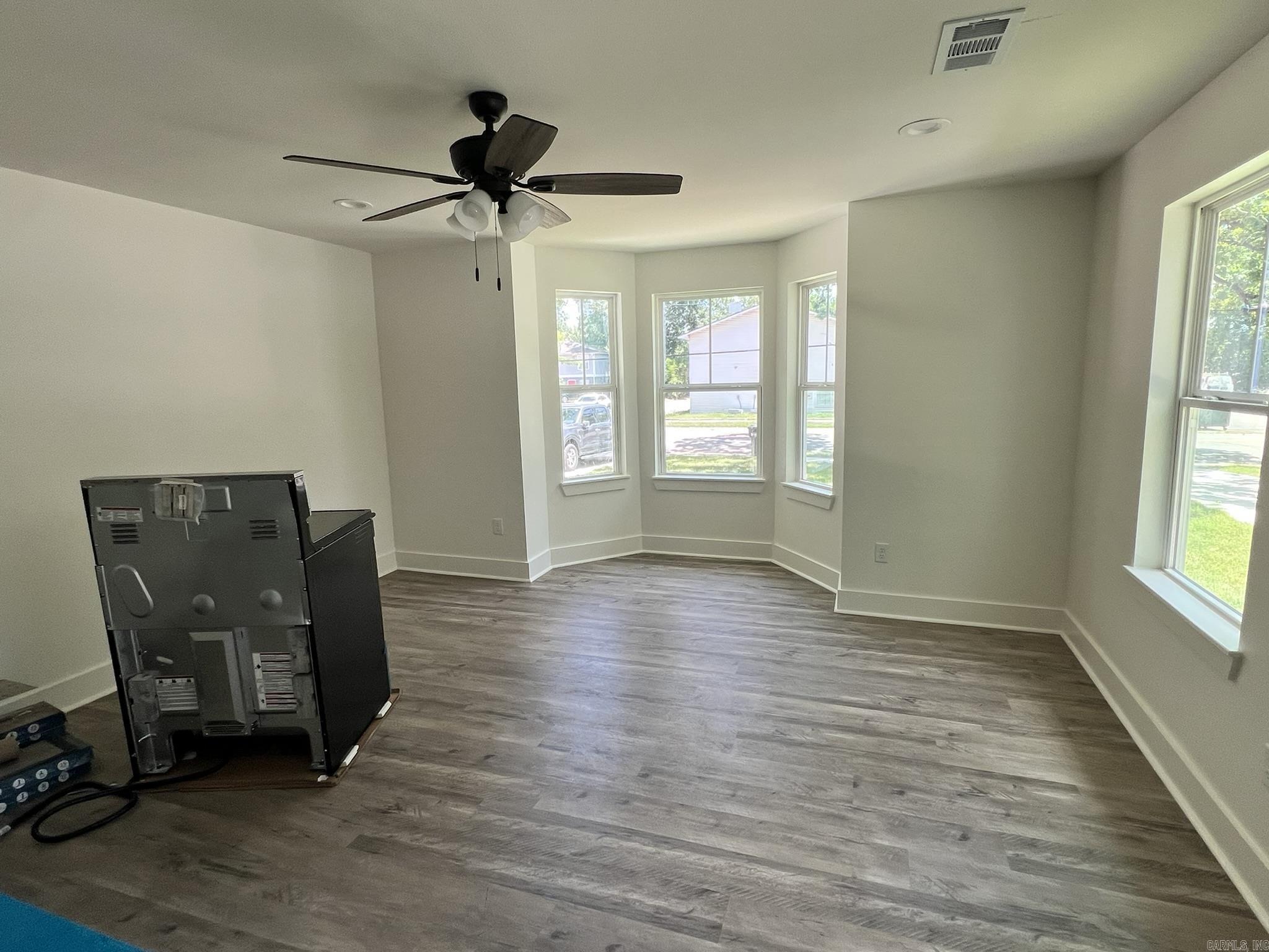 1221 & 1223 Clifton  Conway, AR
