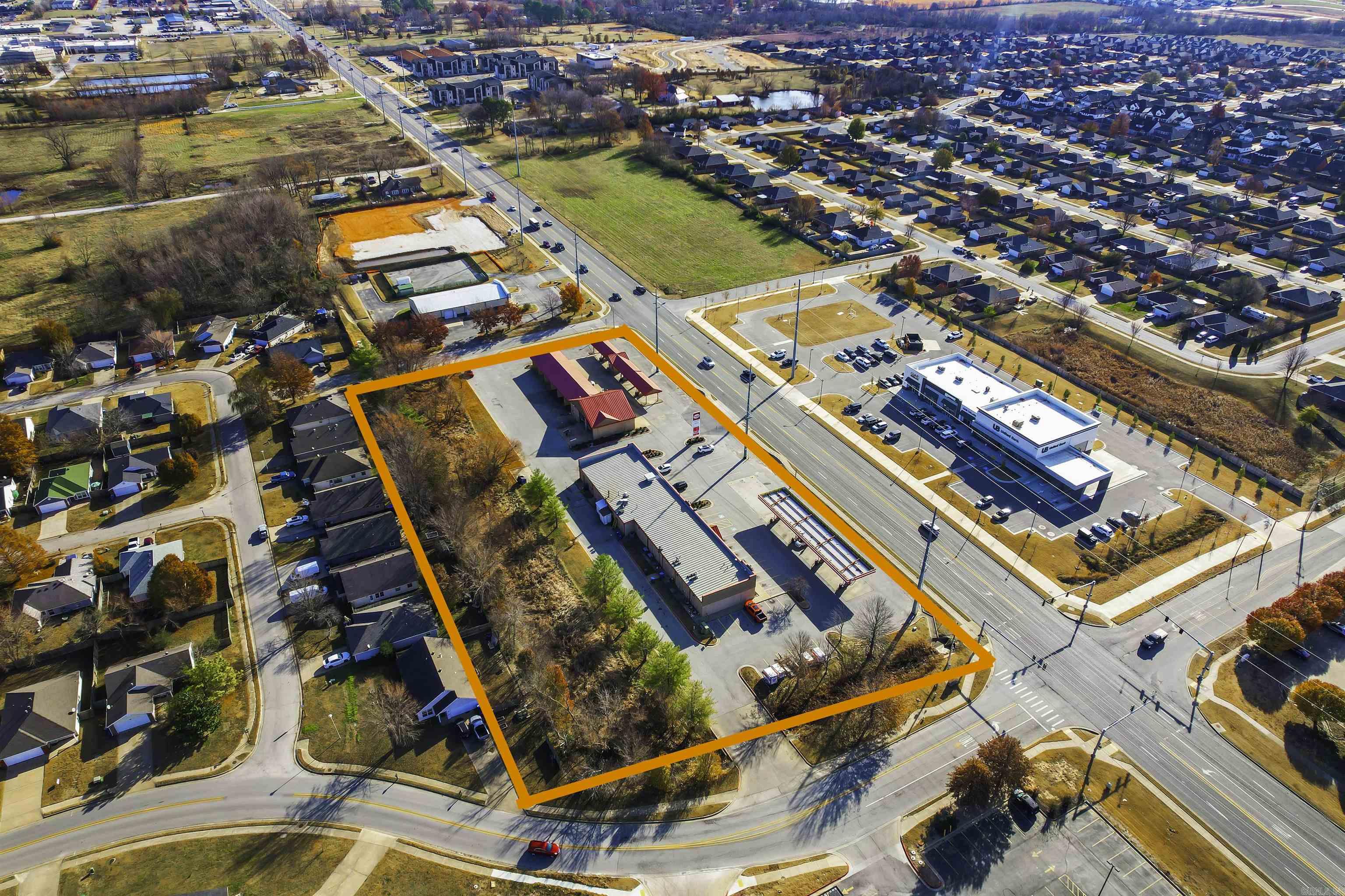 2410 SW 14th  Bentonville, AR