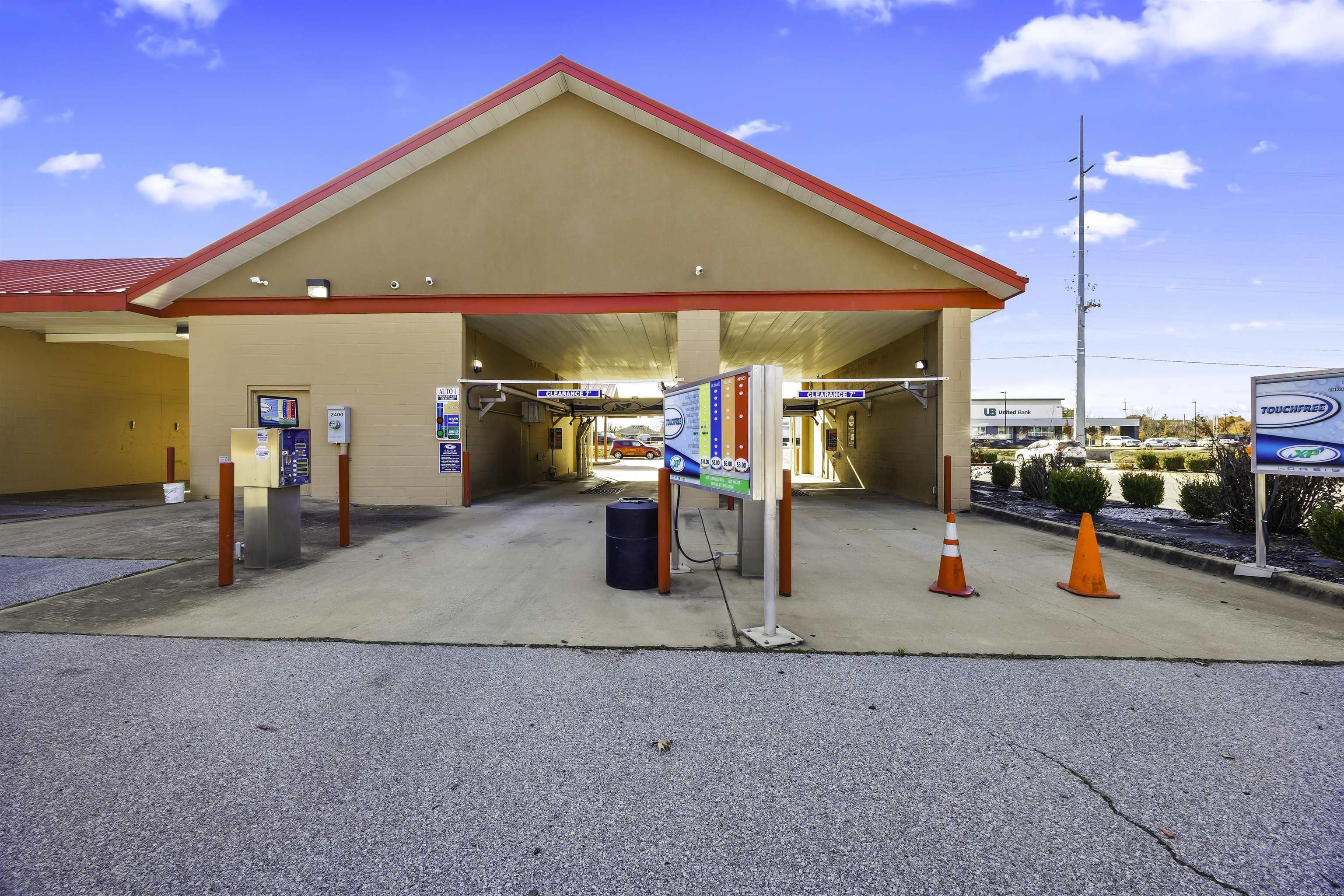 2410 SW 14th  Bentonville, AR