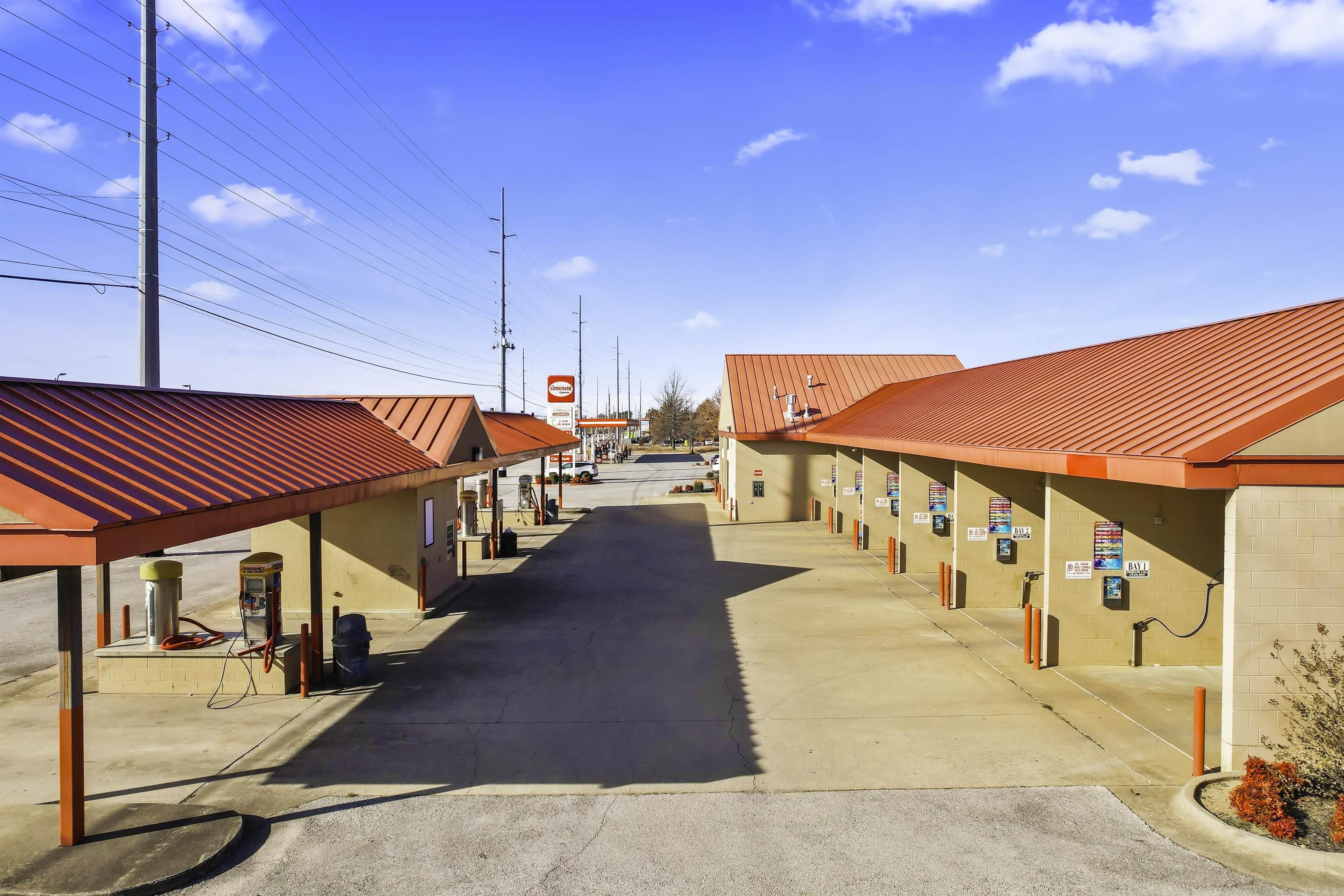 2410 SW 14th  Bentonville, AR