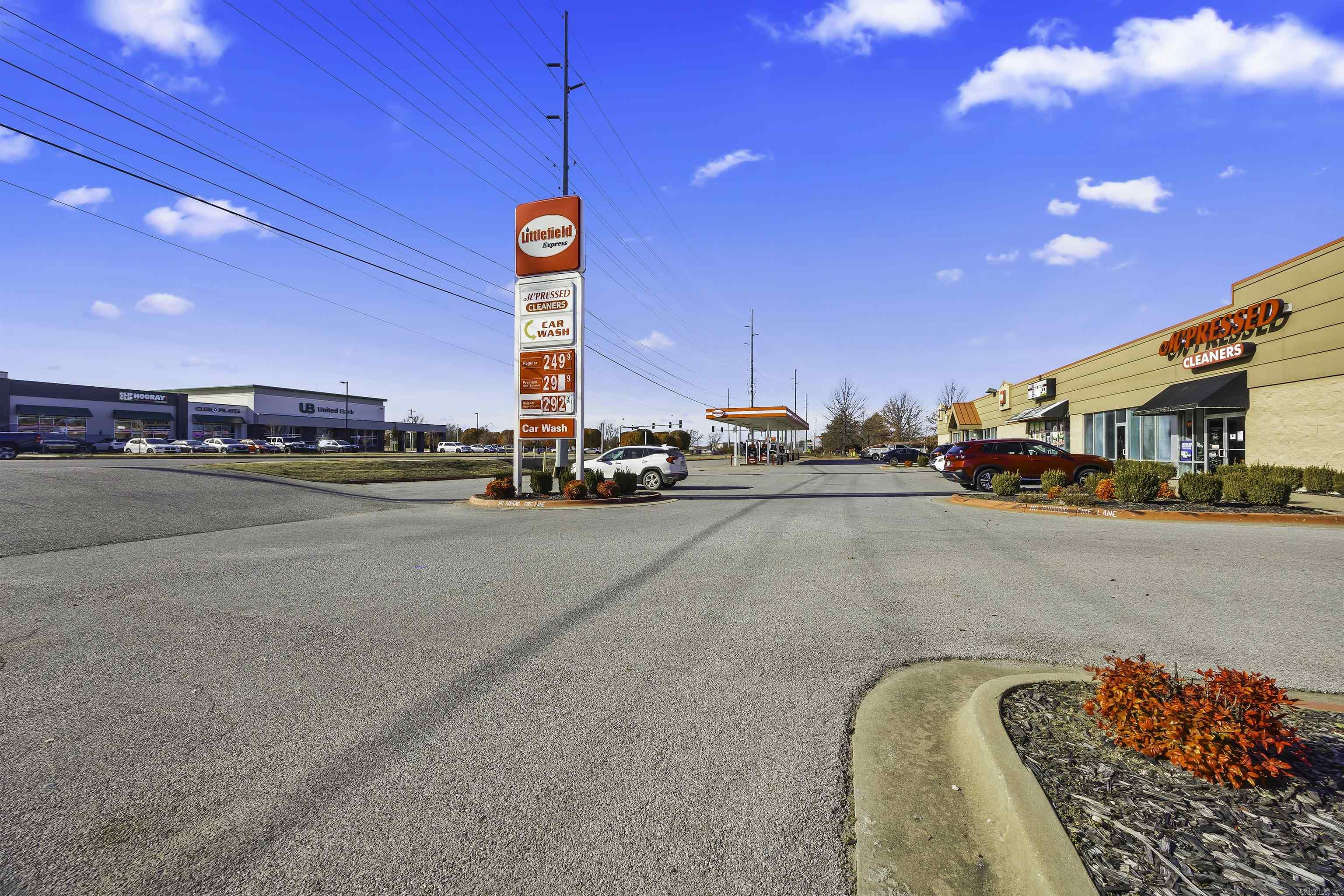 2410 SW 14th  Bentonville, AR