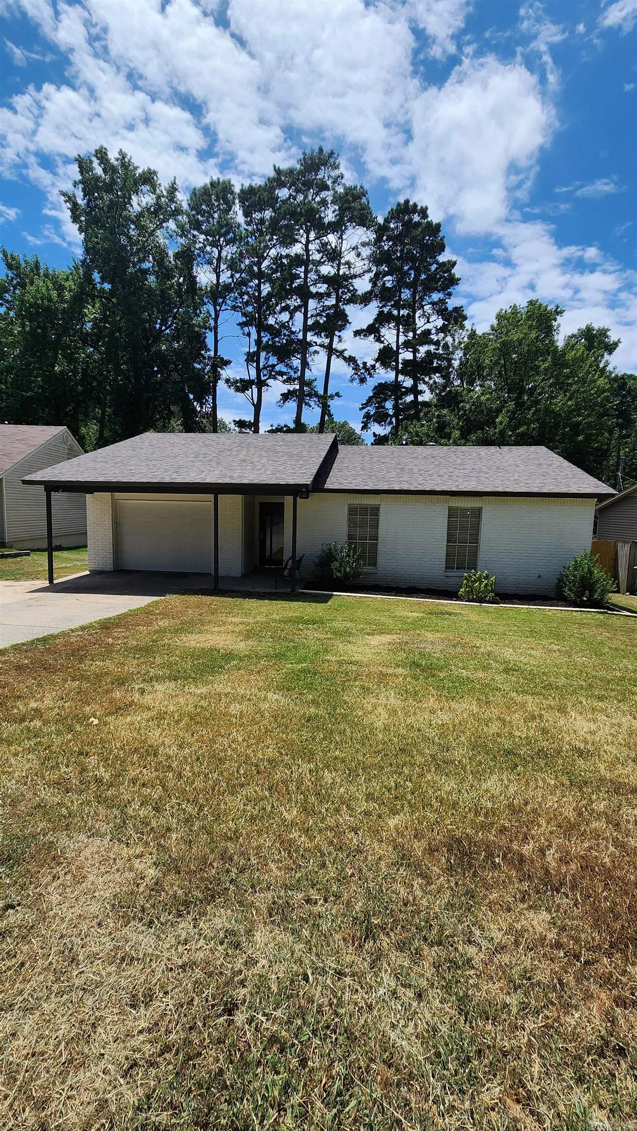 12617 Valleywood Dr Little Rock, AR 72211