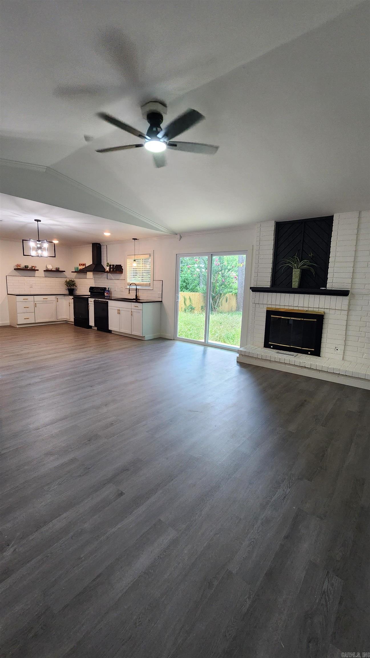 12617 Valleywood Dr  Little Rock, AR