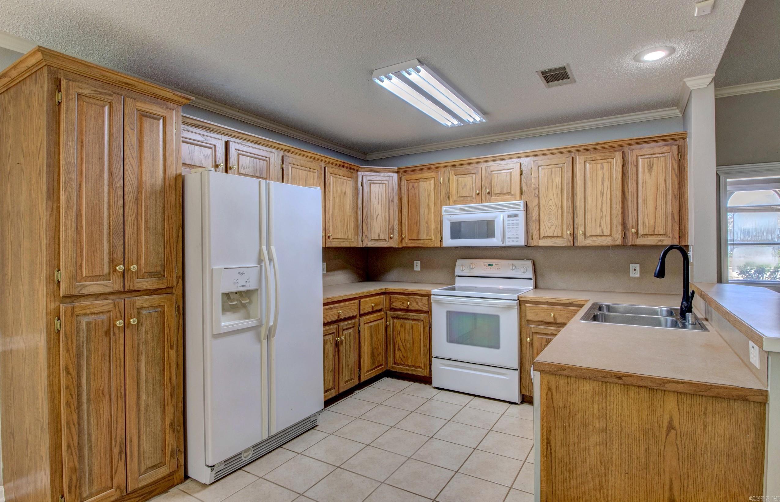2411 Shadowcreek  Bryant, AR