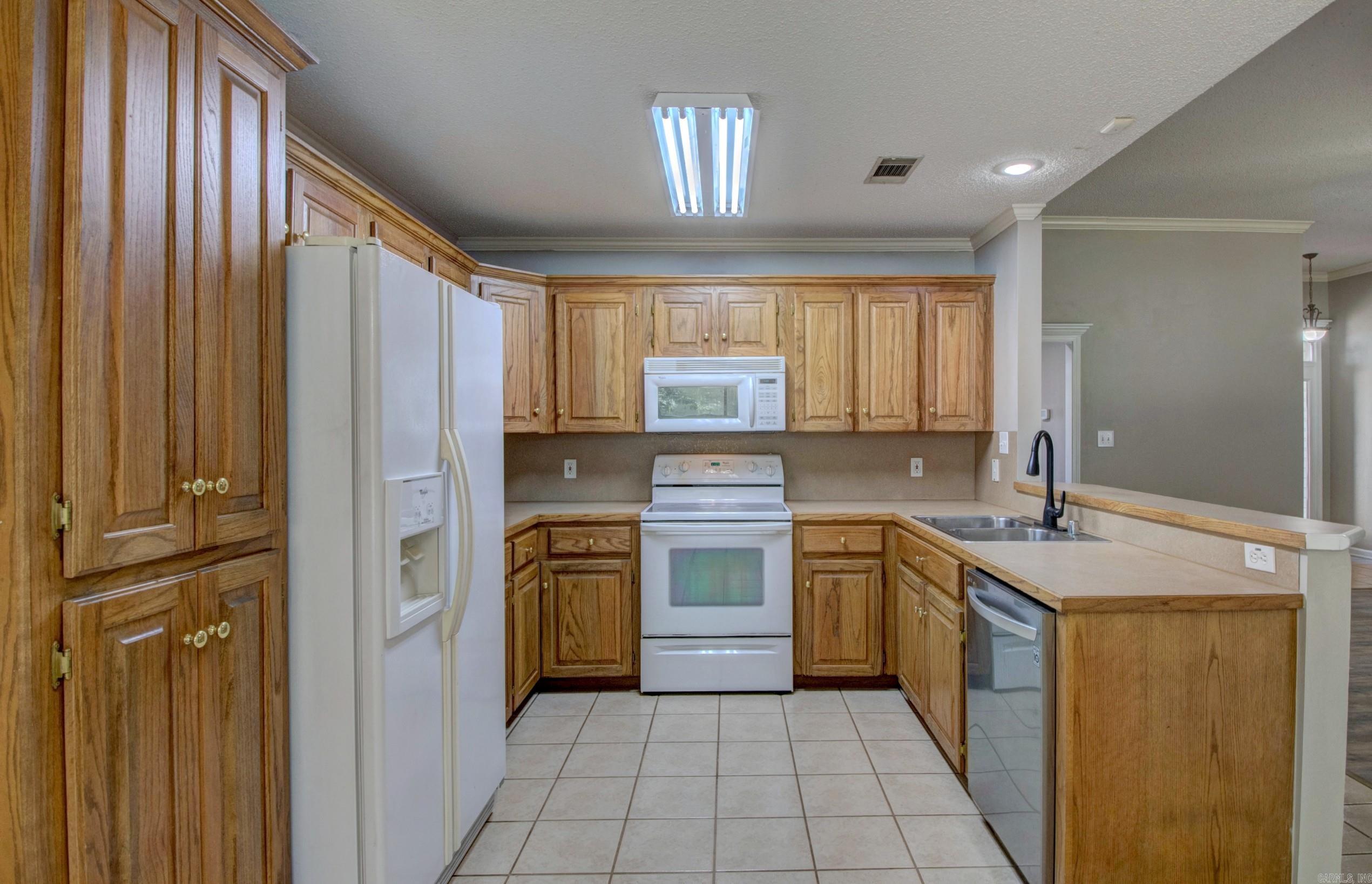 2411 Shadowcreek  Bryant, AR