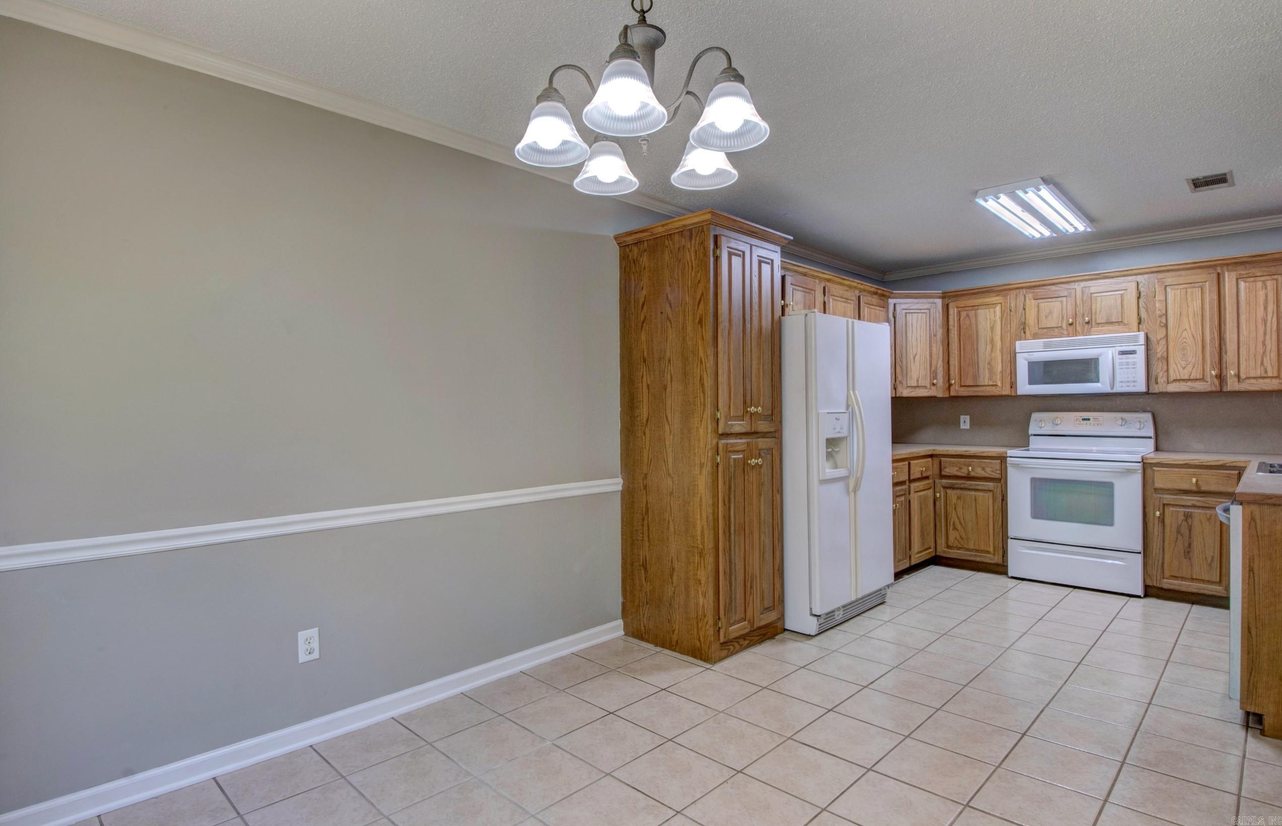 2411 Shadowcreek  Bryant, AR