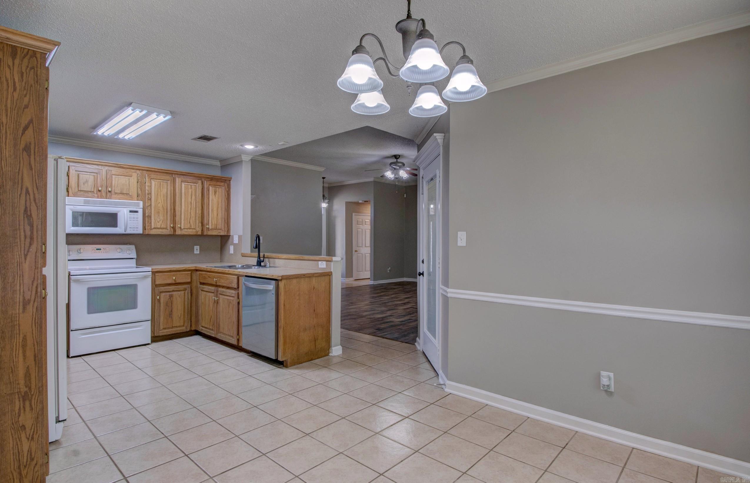 2411 Shadowcreek  Bryant, AR