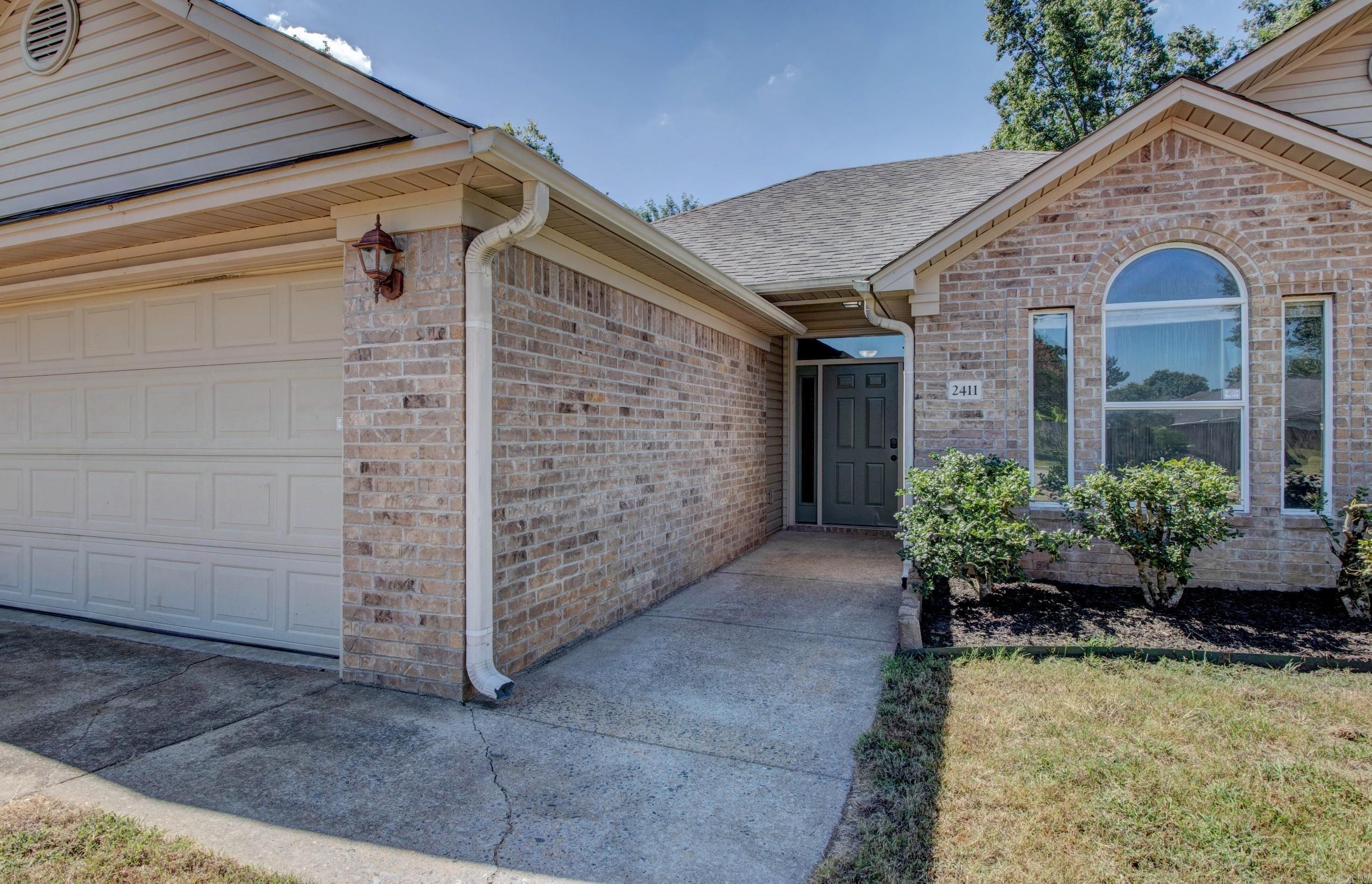 2411 Shadowcreek  Bryant, AR