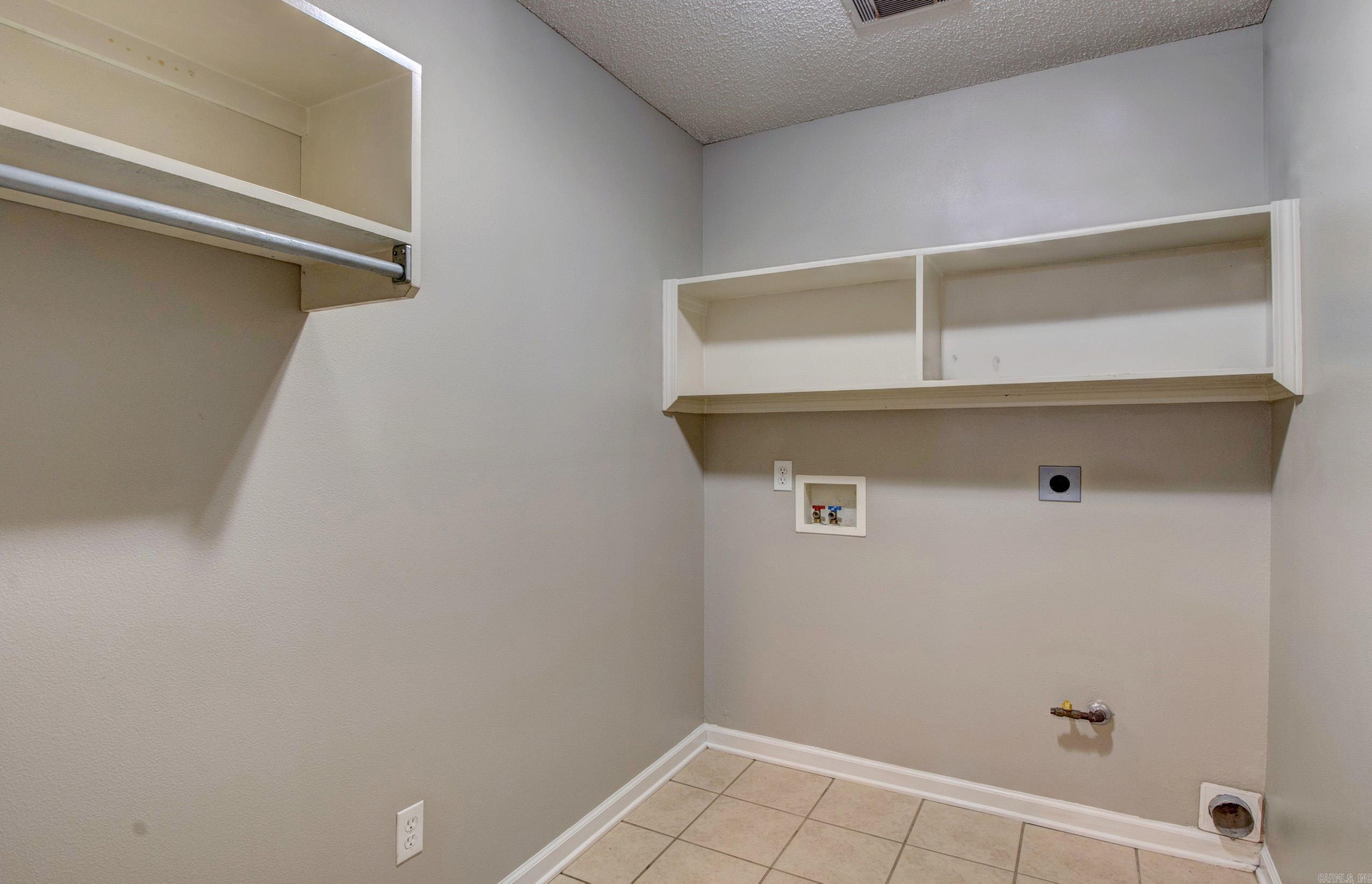 2411 Shadowcreek  Bryant, AR