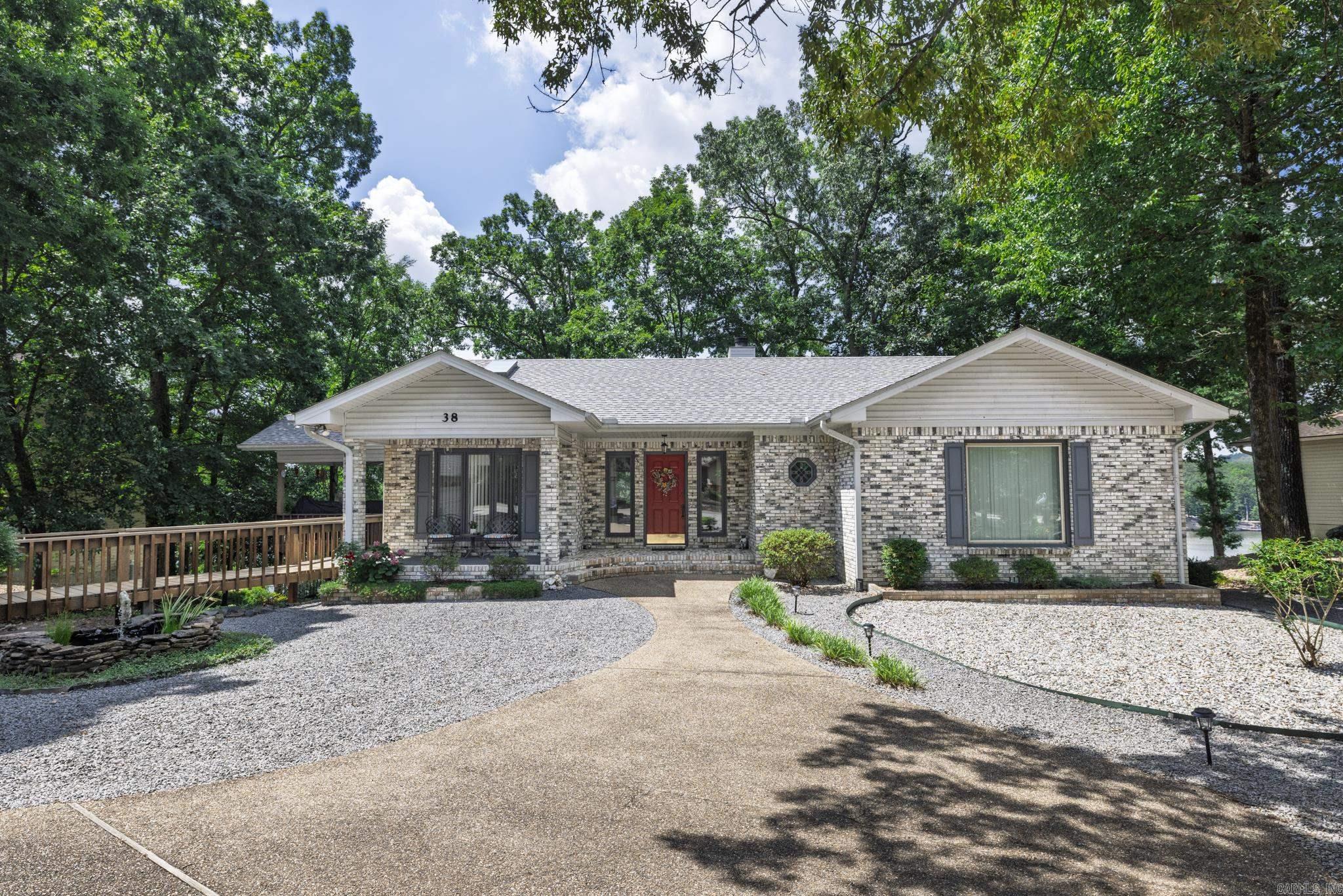 38 Sacedon Way  Hot Springs Village, AR