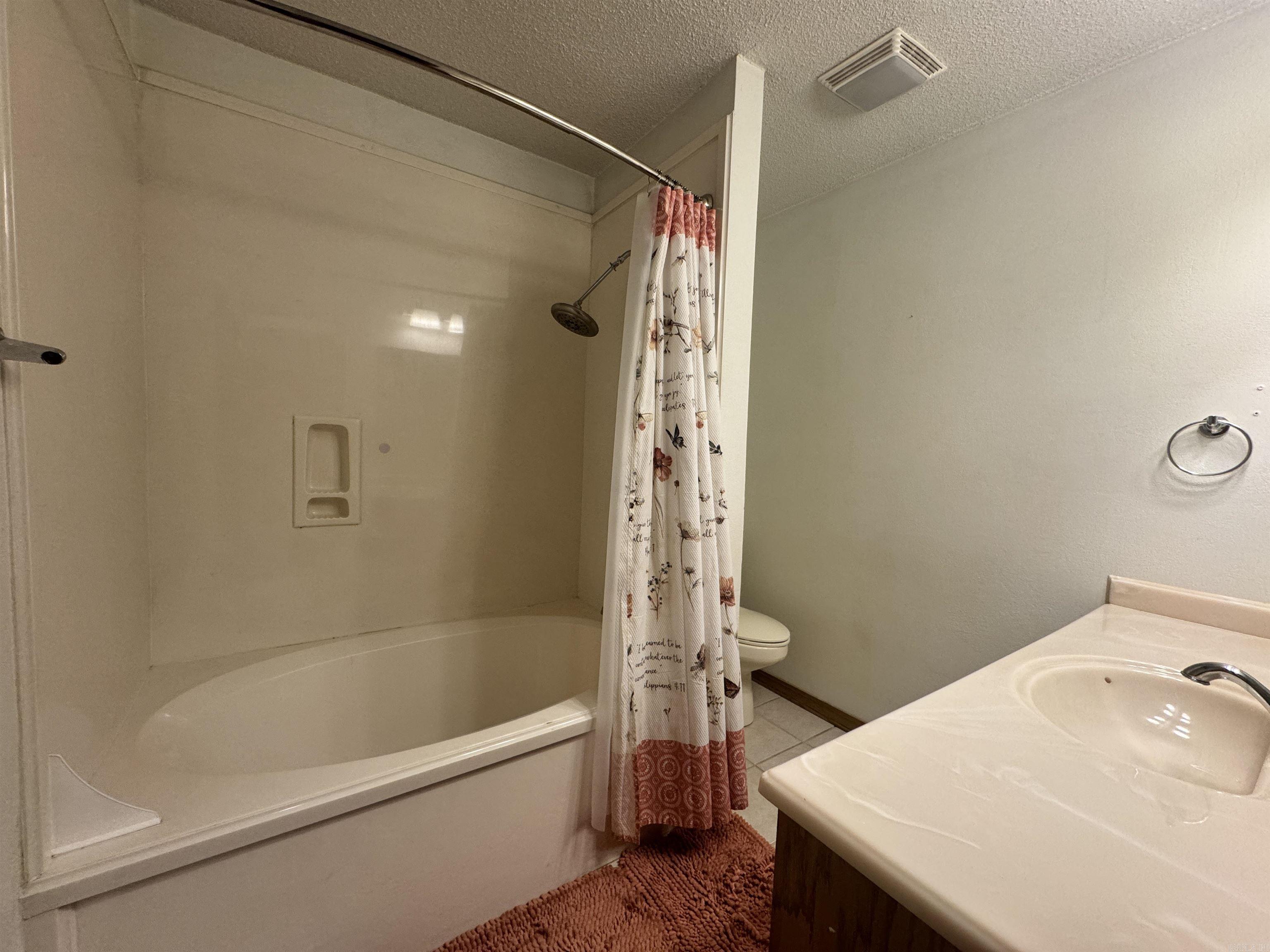 216 Berkshire Cir  Jacksonville, AR
