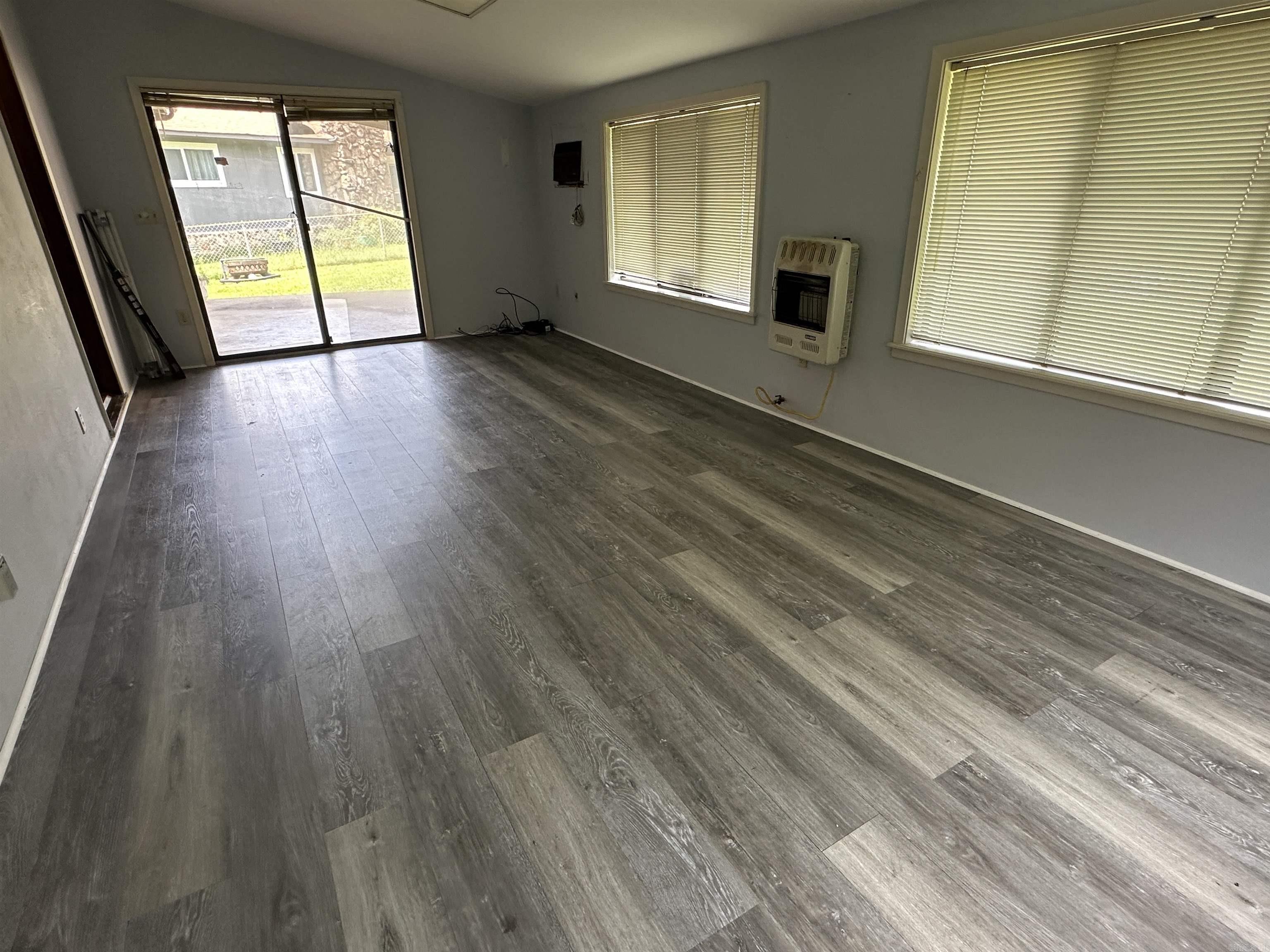 1721 Lakeshore  Heber Springs, AR