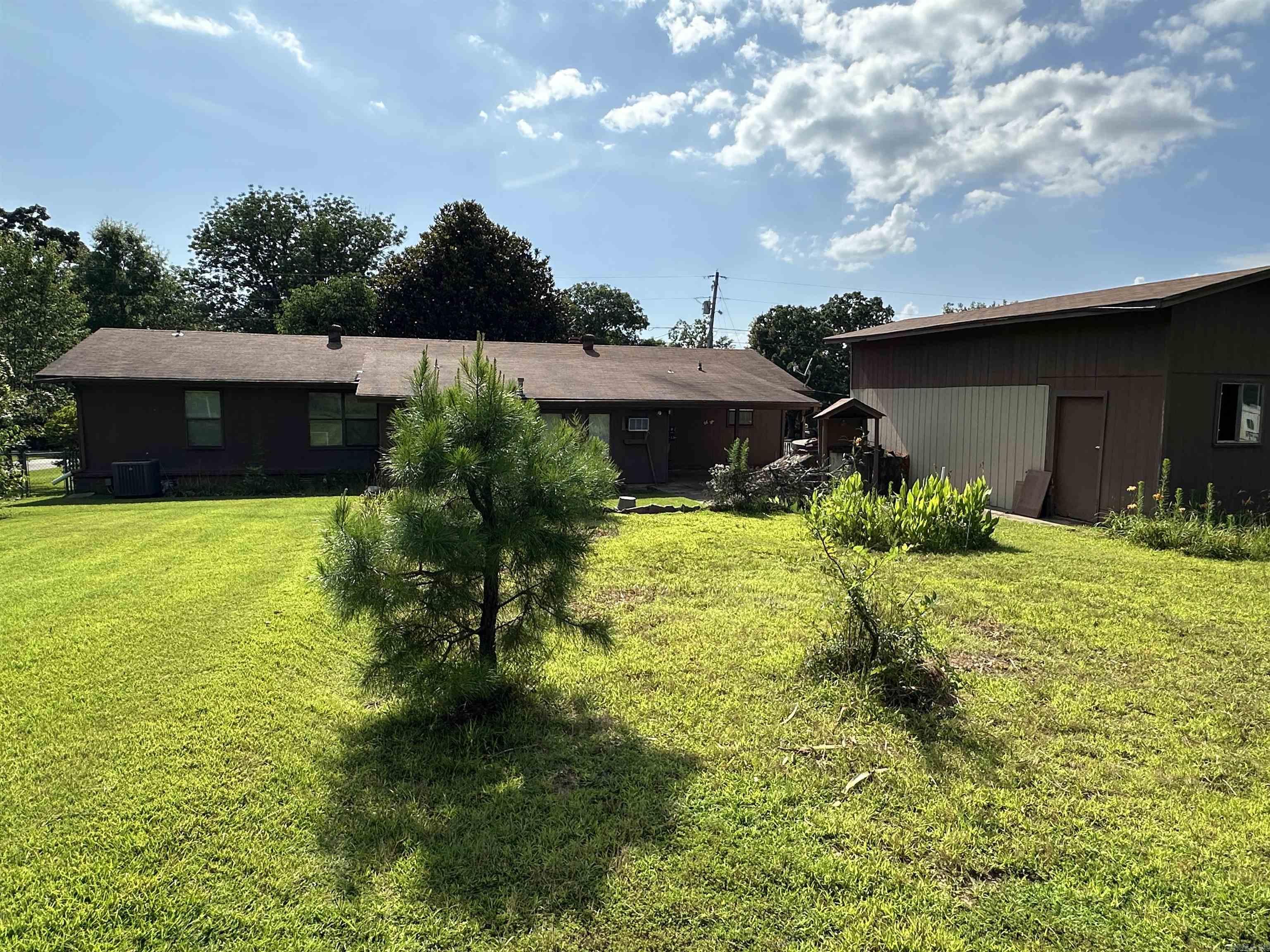 1721 Lakeshore  Heber Springs, AR