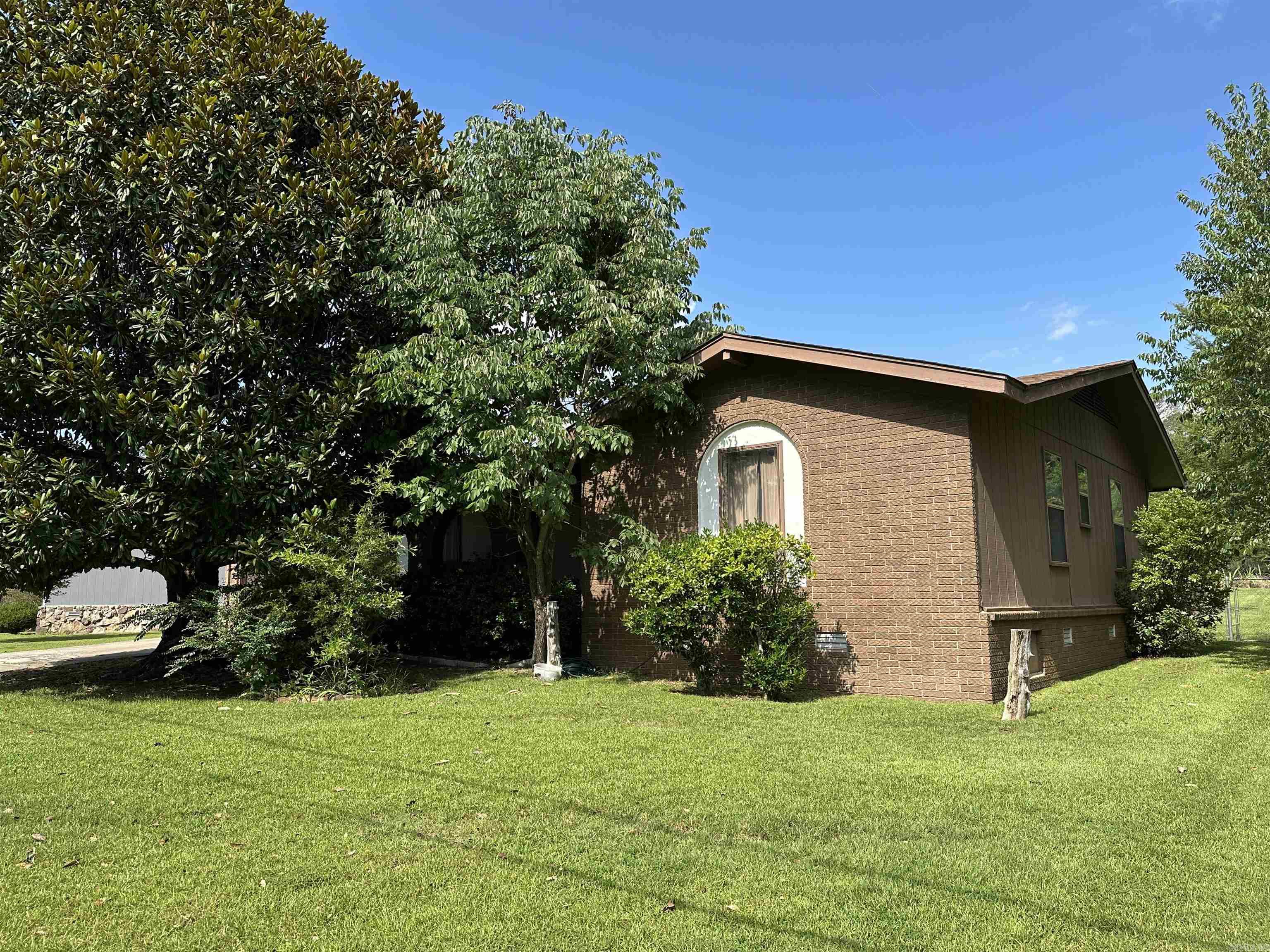 1721 Lakeshore  Heber Springs, AR