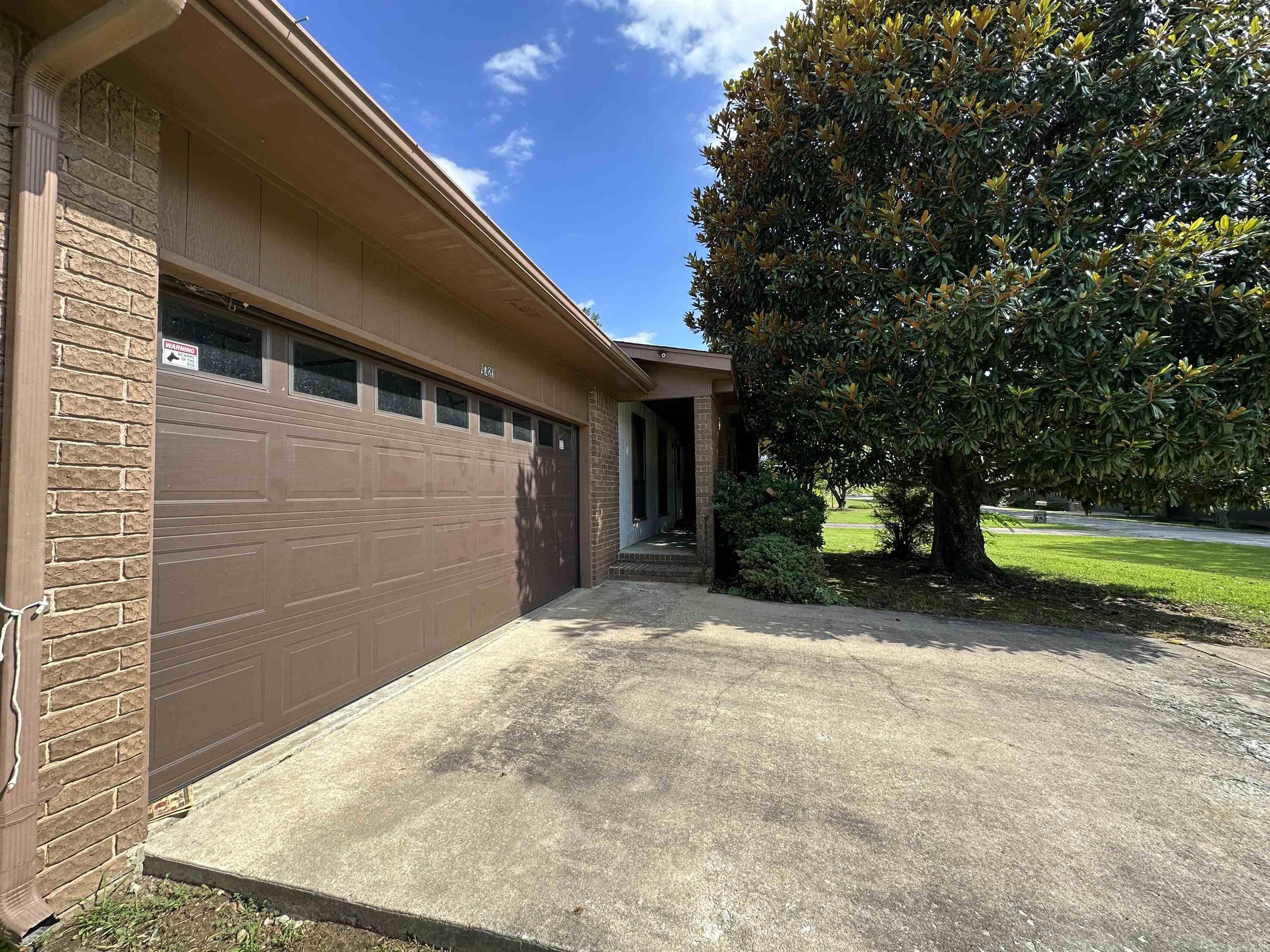 1721 Lakeshore  Heber Springs, AR