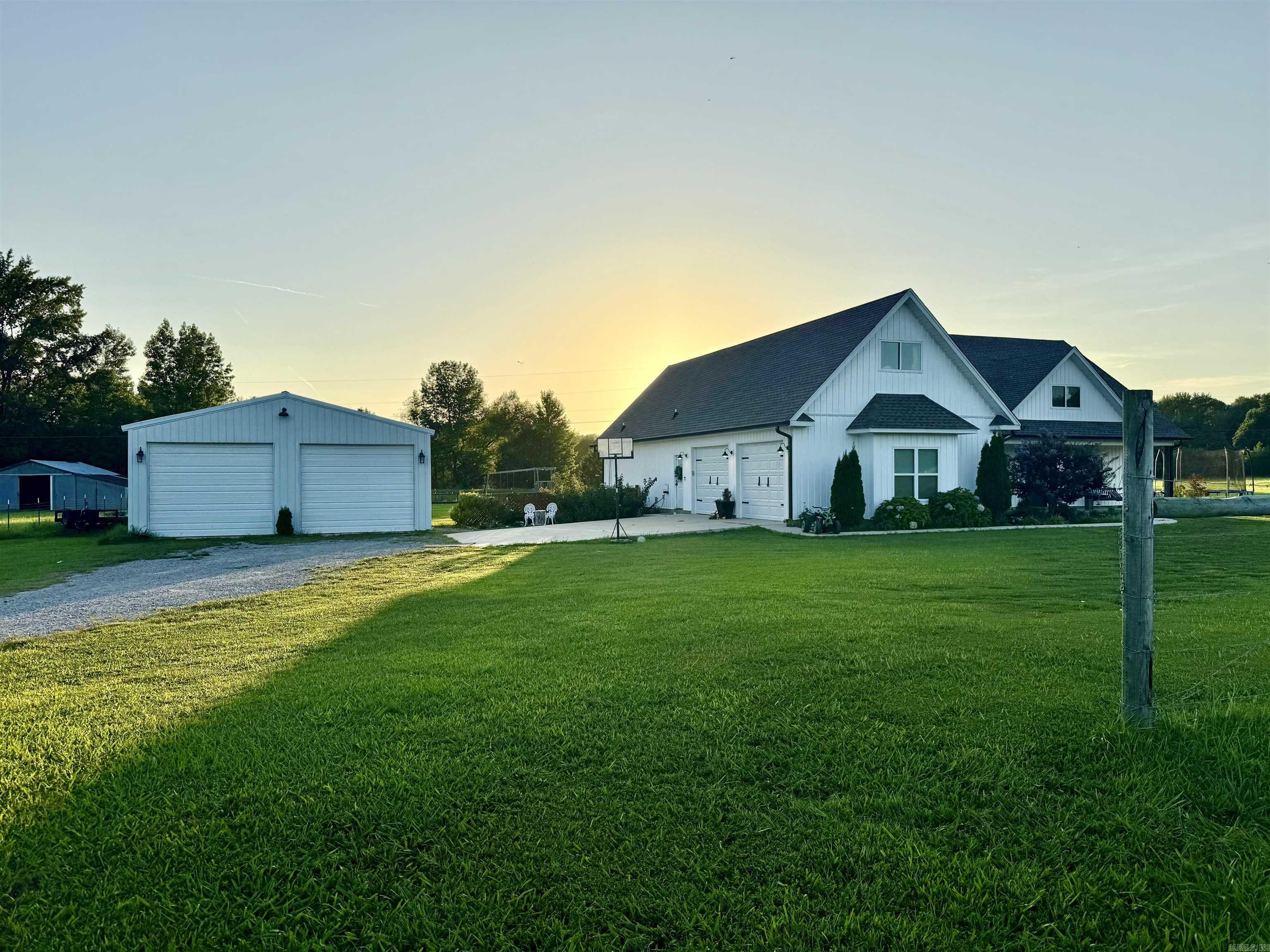 230 Nicholson Dr  Searcy, AR