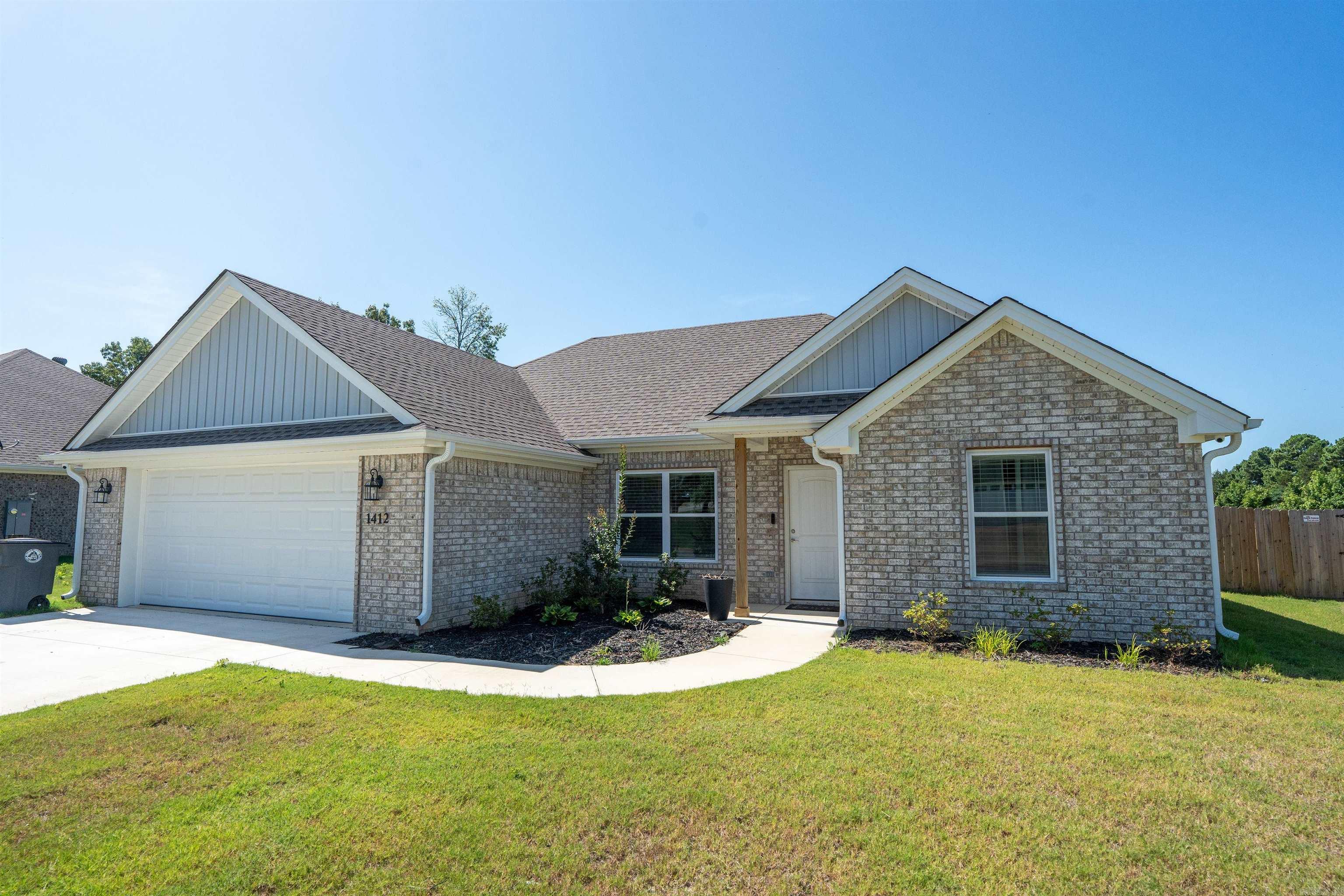 1412 Rehoboth  Searcy, AR