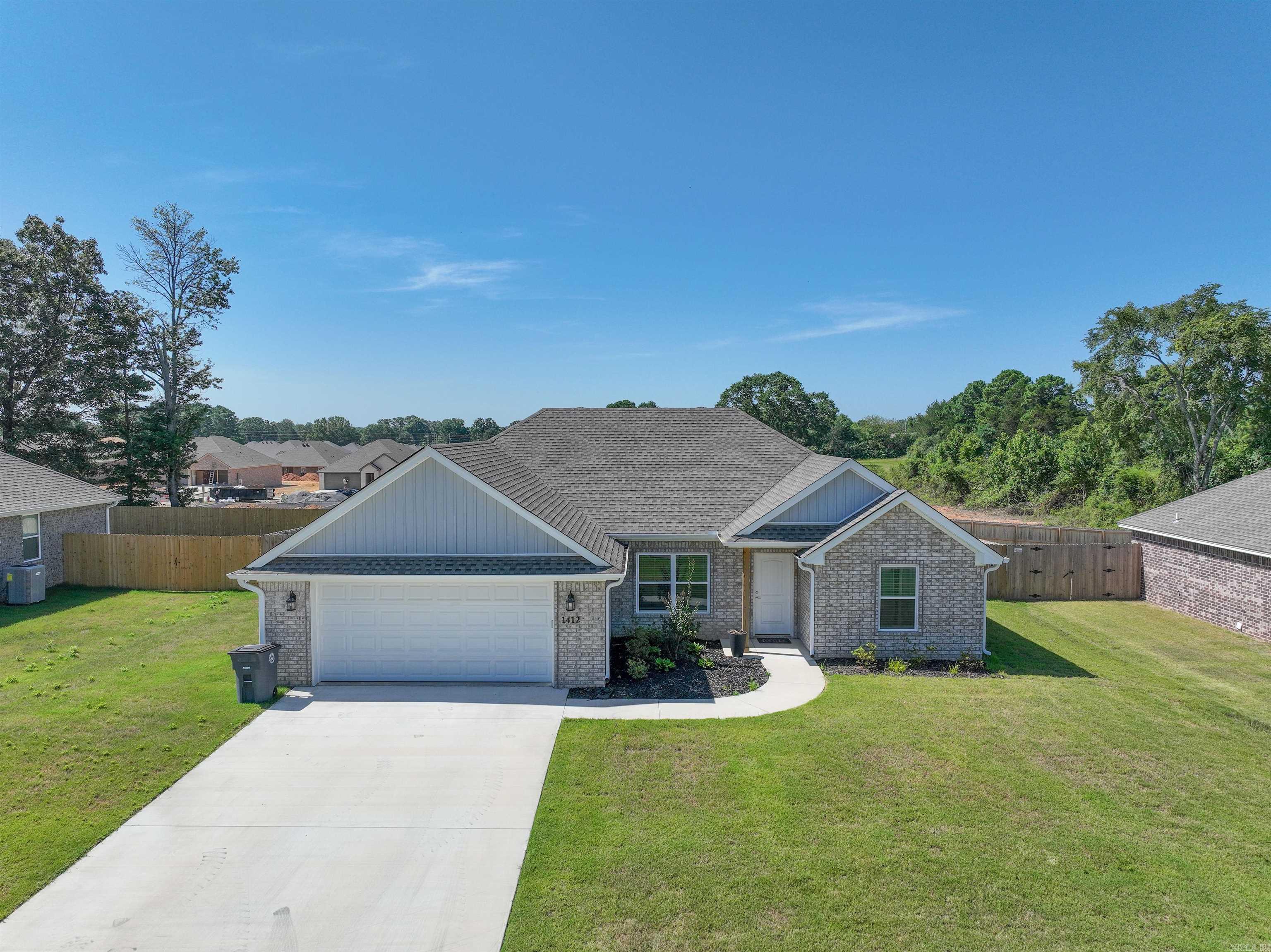 1412 Rehoboth  Searcy, AR