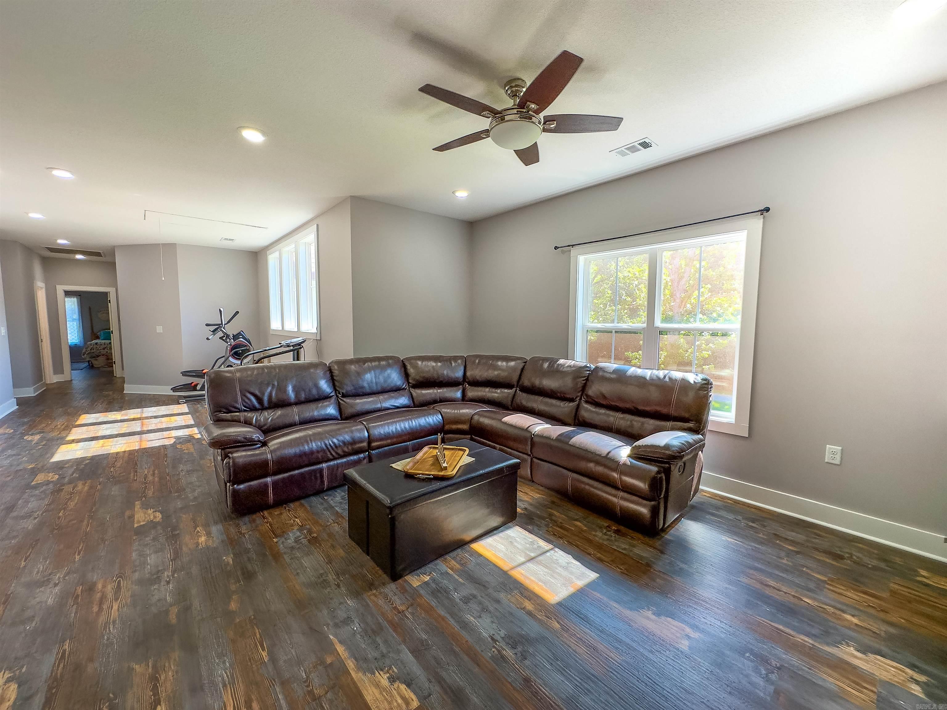 86 Lawrence Rd 207  Imboden, AR
