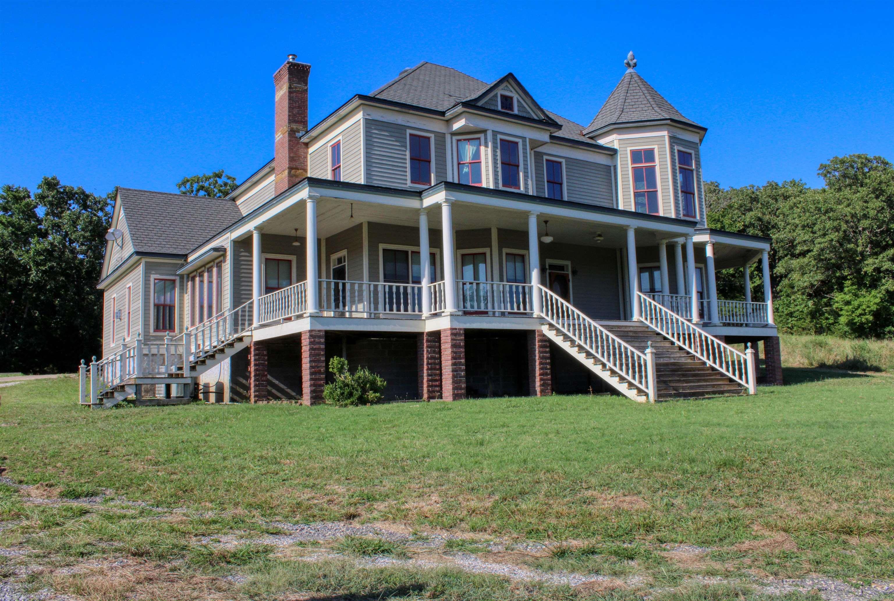 897 Rail  Marshall, AR