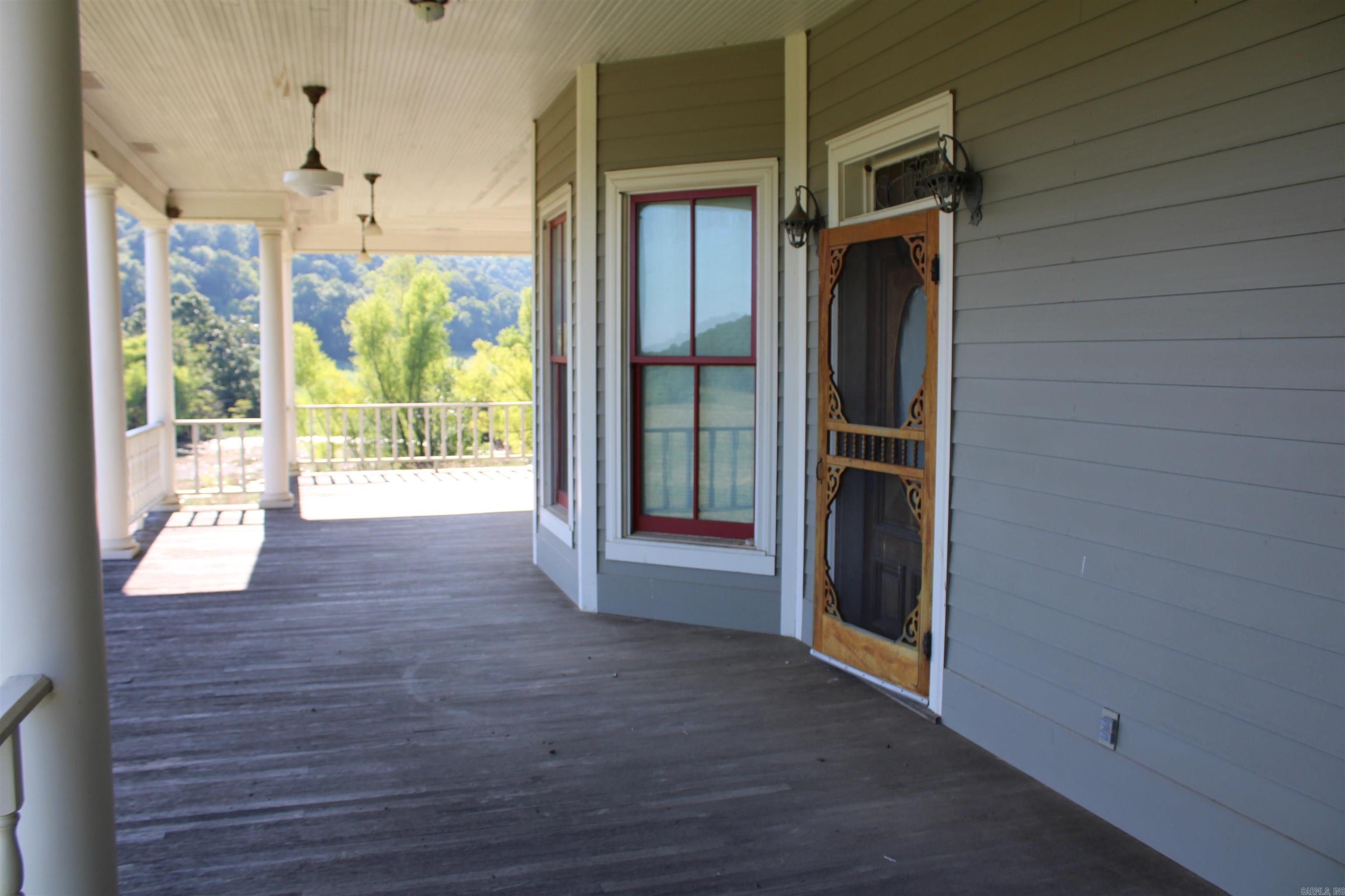 897 Rail  Marshall, AR