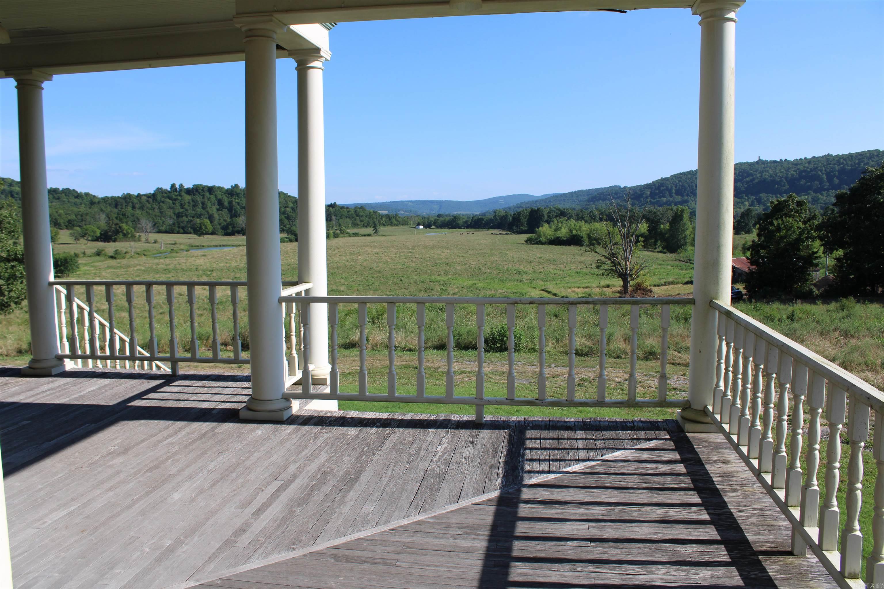 897 Rail  Marshall, AR