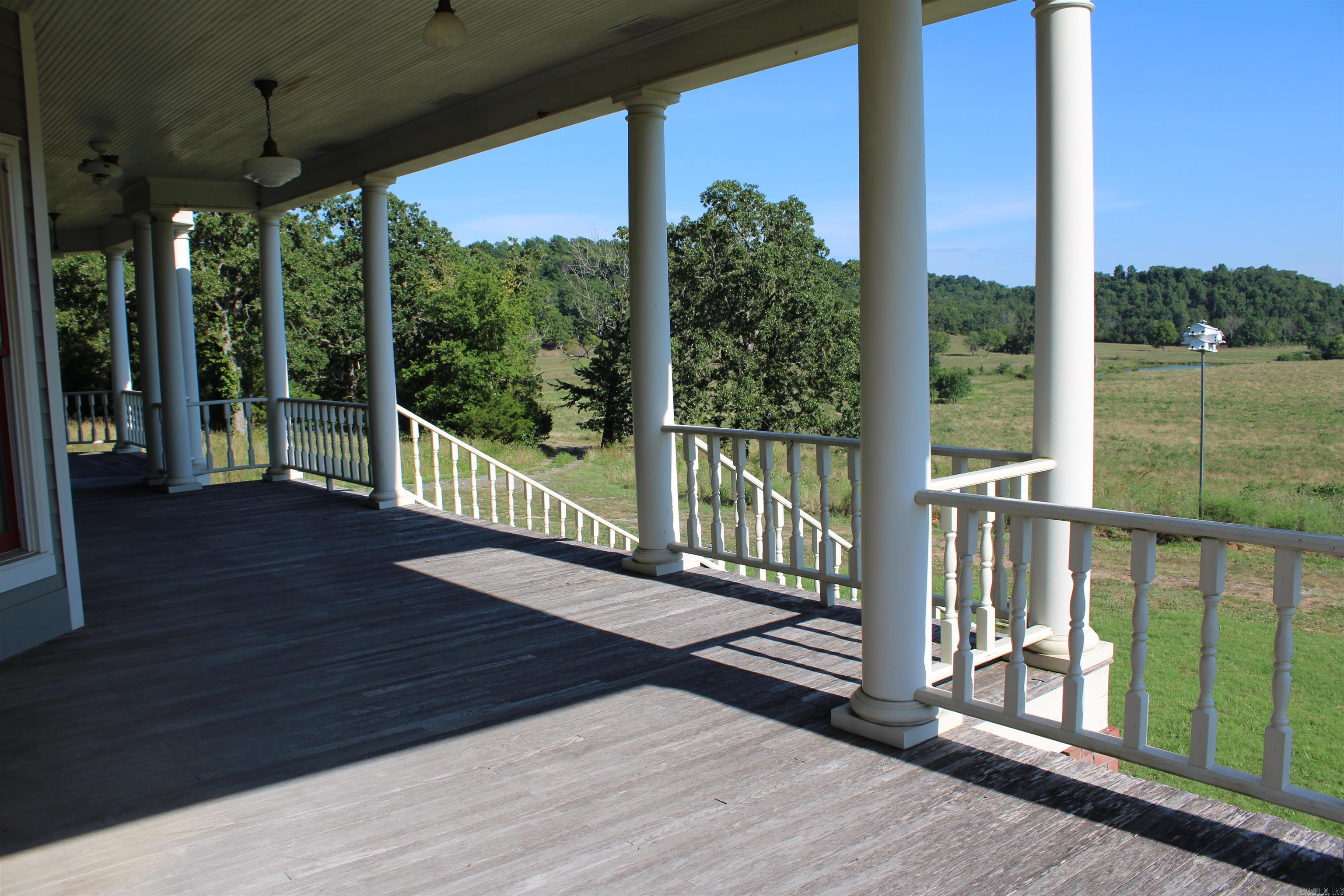 897 Rail  Marshall, AR