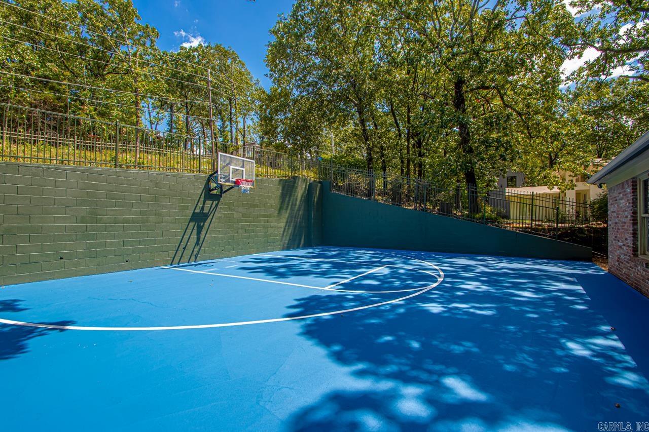 18 El Dorado Dr  Little Rock, AR