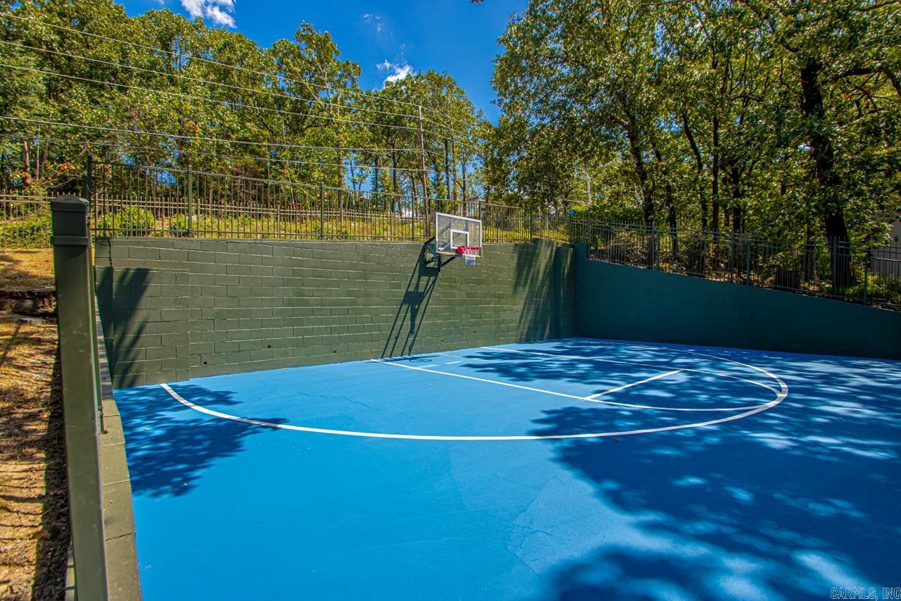 18 El Dorado Dr  Little Rock, AR