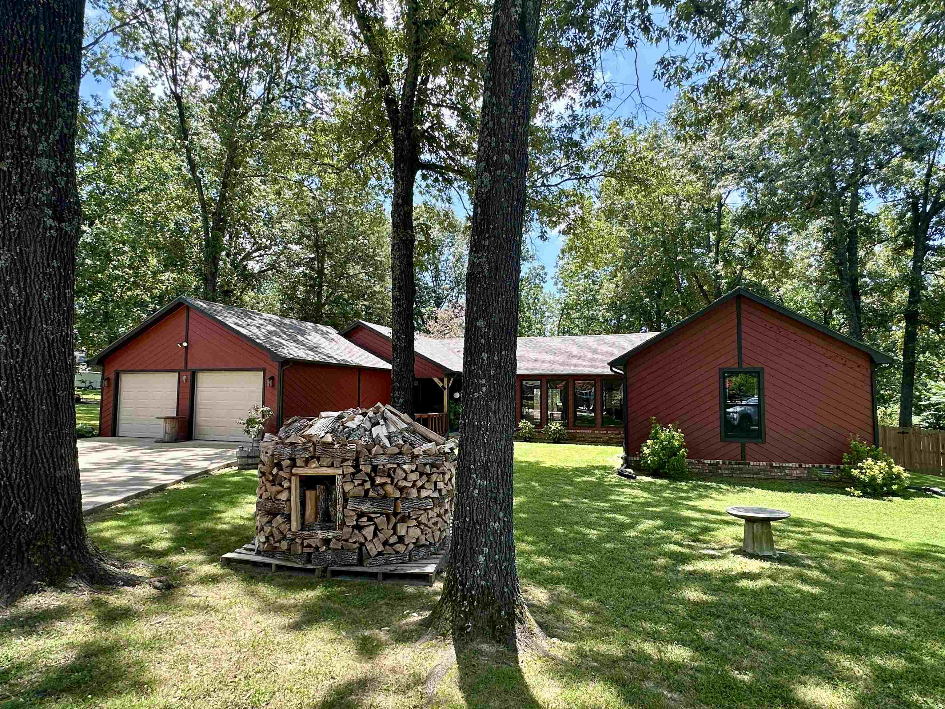 1712 Van Buren Ave  Mountain Home, AR