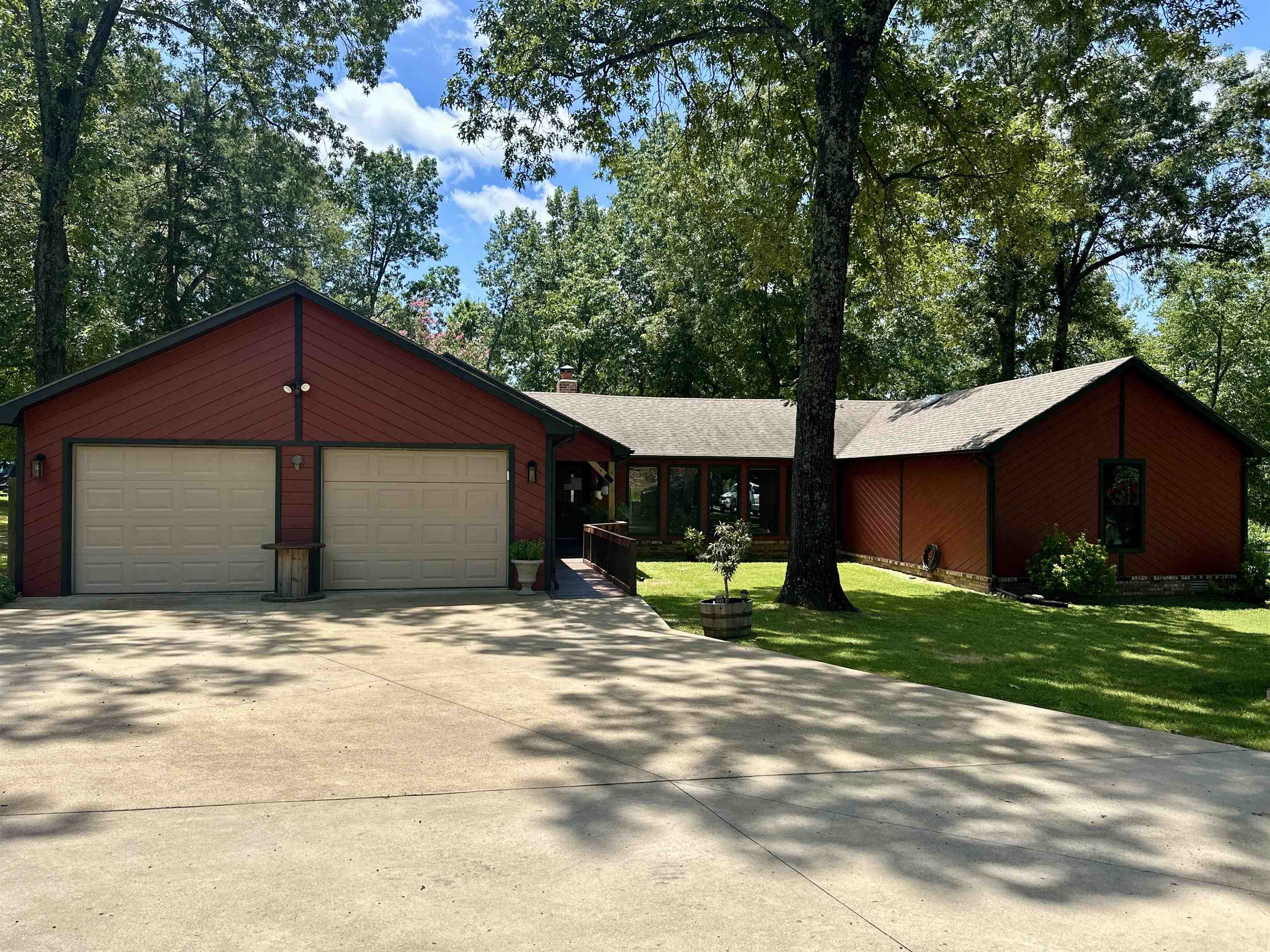1712 Van Buren Ave  Mountain Home, AR