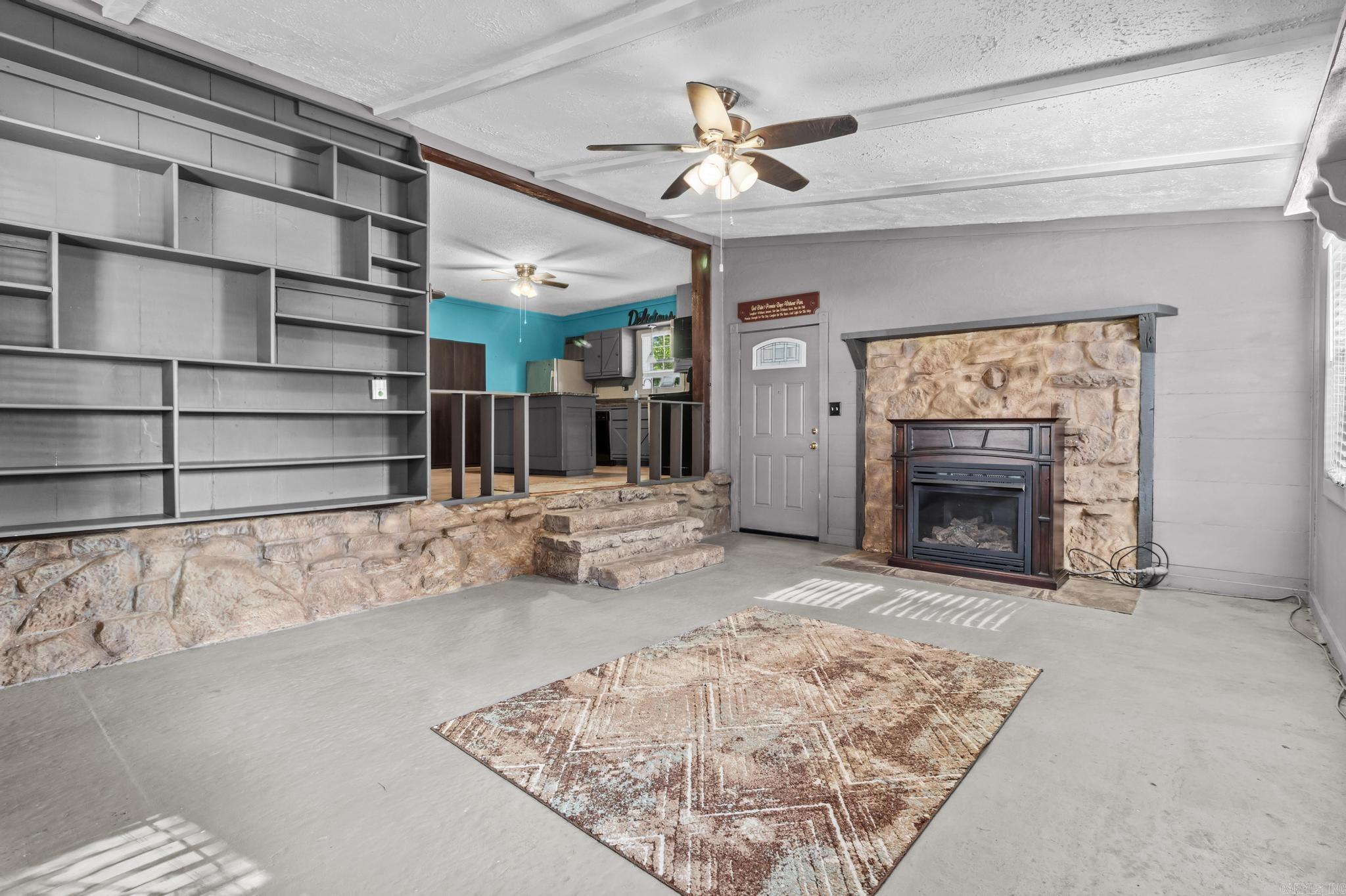 902 Polk Street  Corning, AR