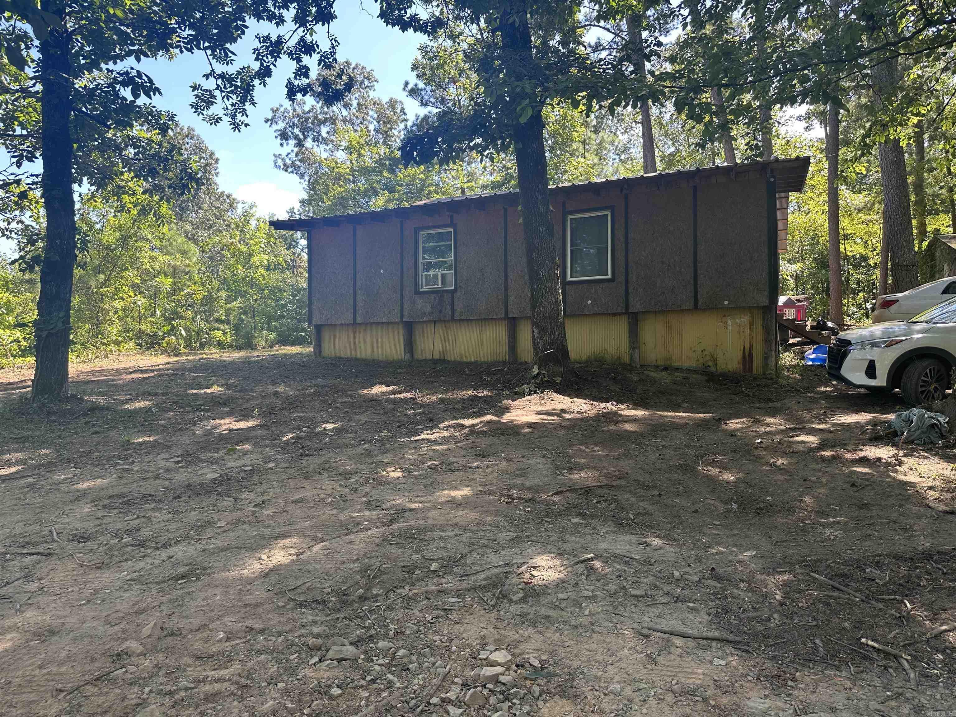 472 Beech  Amity, AR