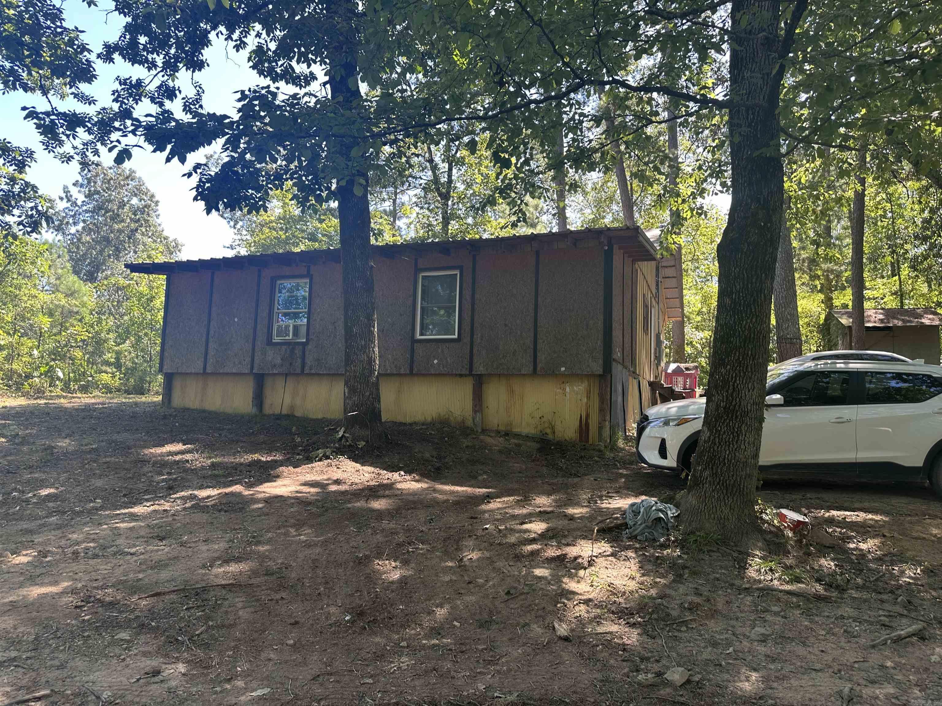 472 Beech  Amity, AR